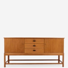 Credenza in pino dell’Oregon di Mogens Koch