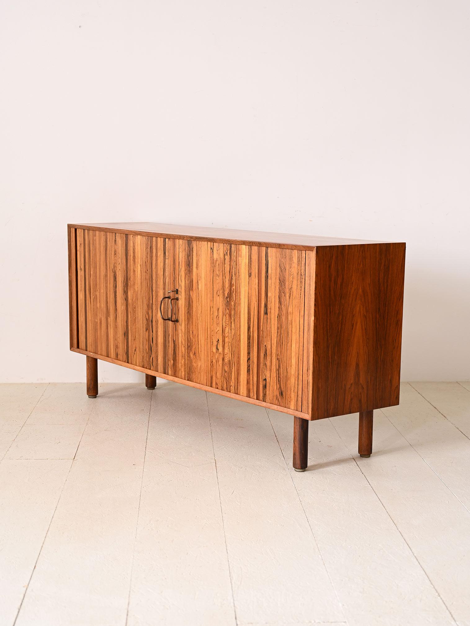 Rosewood sideboard with sliding door In Good Condition For Sale In Brescia, IT