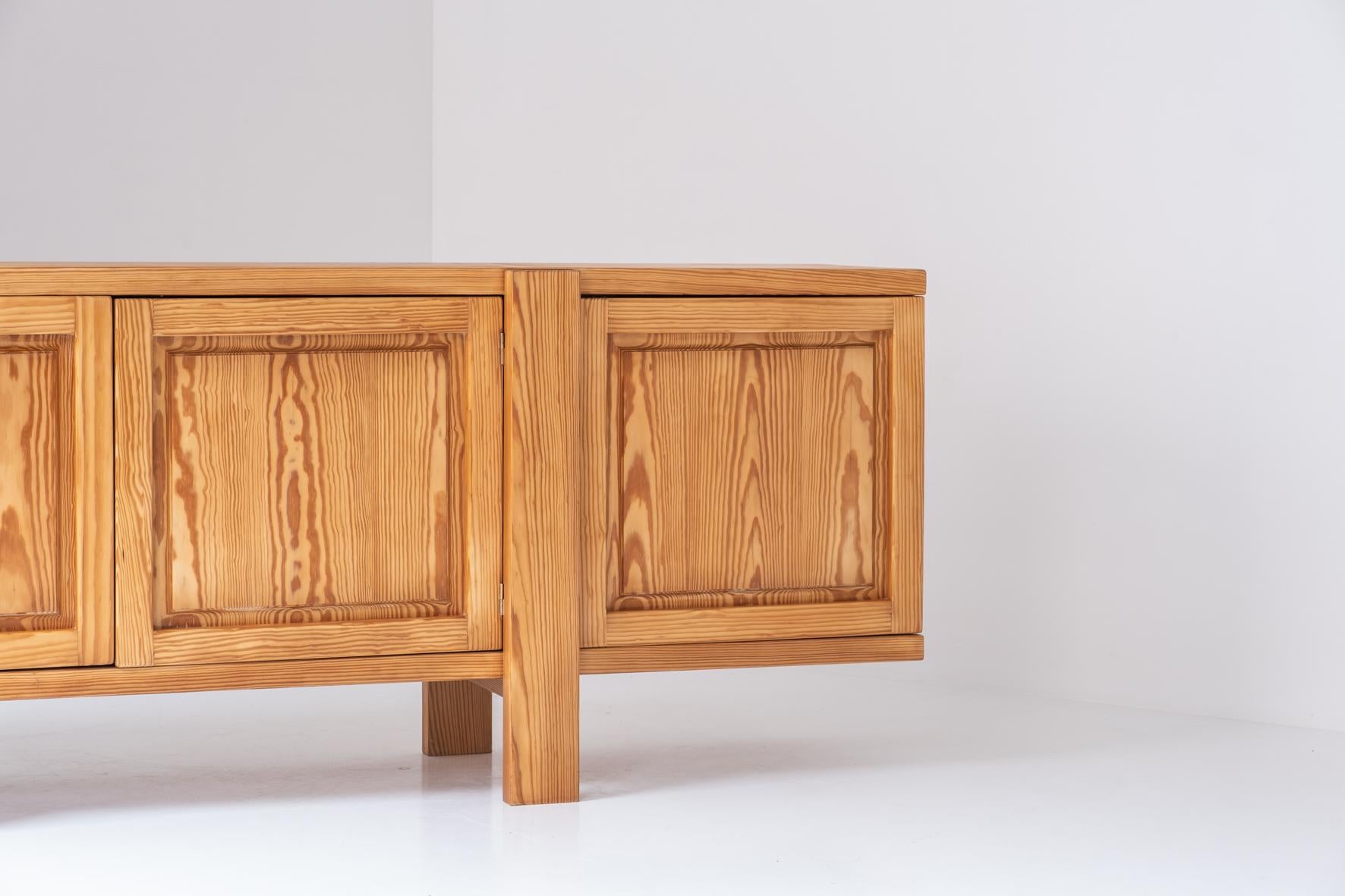 Mid-20th Century Sideboard in pine in the manner of the R16 by Pierre Chapo, France 1960s For Sale