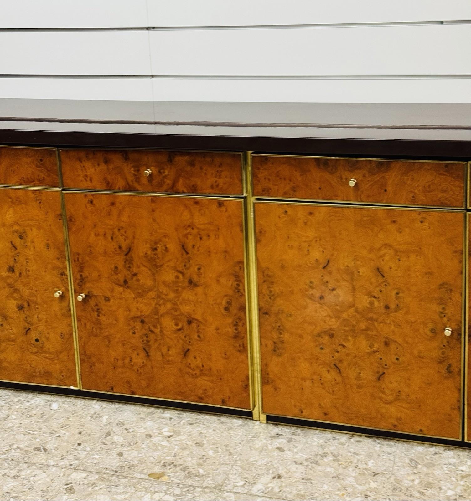 Sideboard In Radica E Metallo Dorato Modernariato Anni ‘70 (Late 20th Century) im Angebot