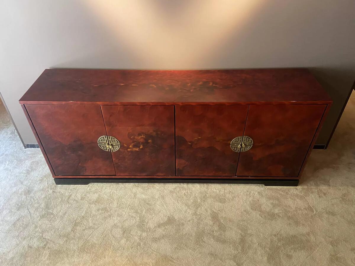 Sideboard in red lacquered wood For Sale 4