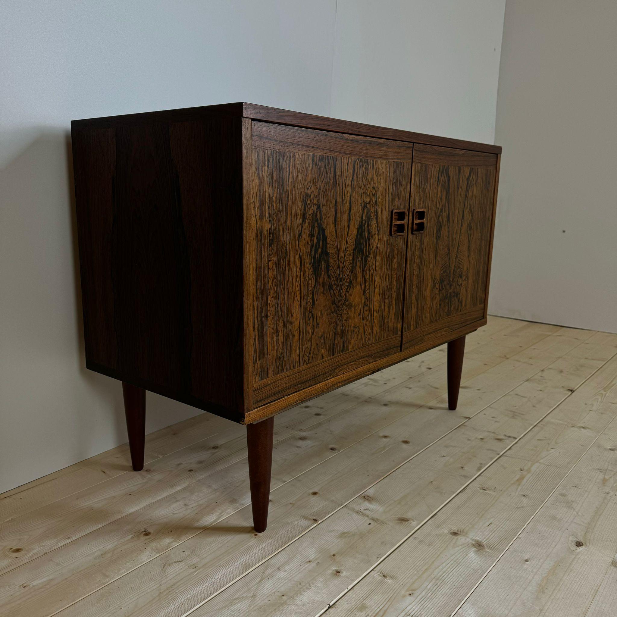 Metà XX secolo Sideboard in rosewood, Denmark 1960 in vendita