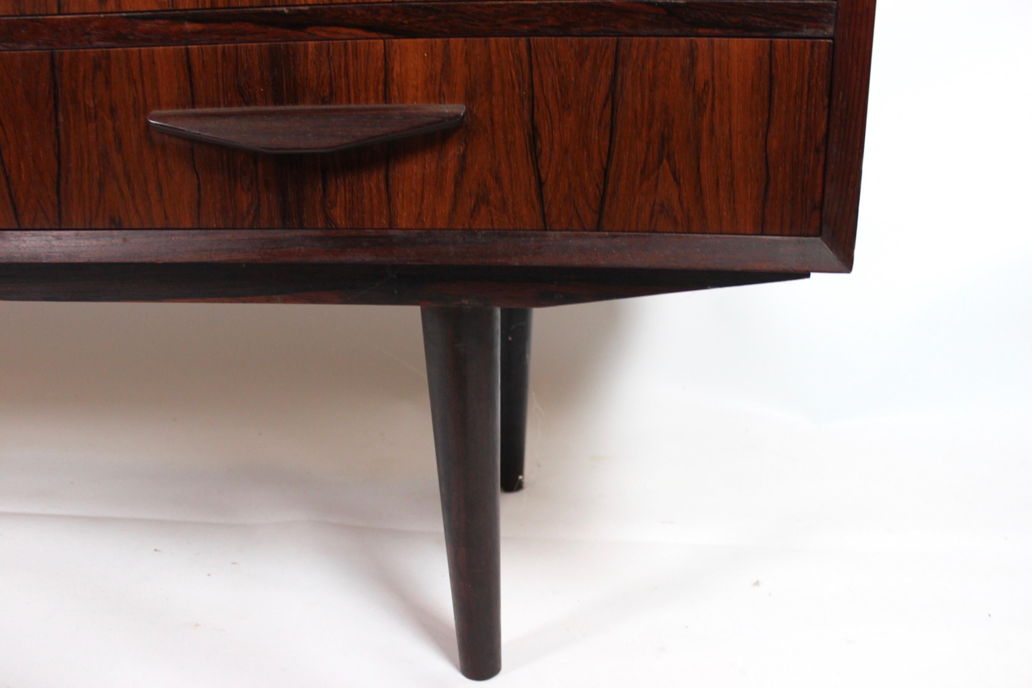 Sideboard in Rosewood of Danish Design from the 1960s In Good Condition In Lejre, DK