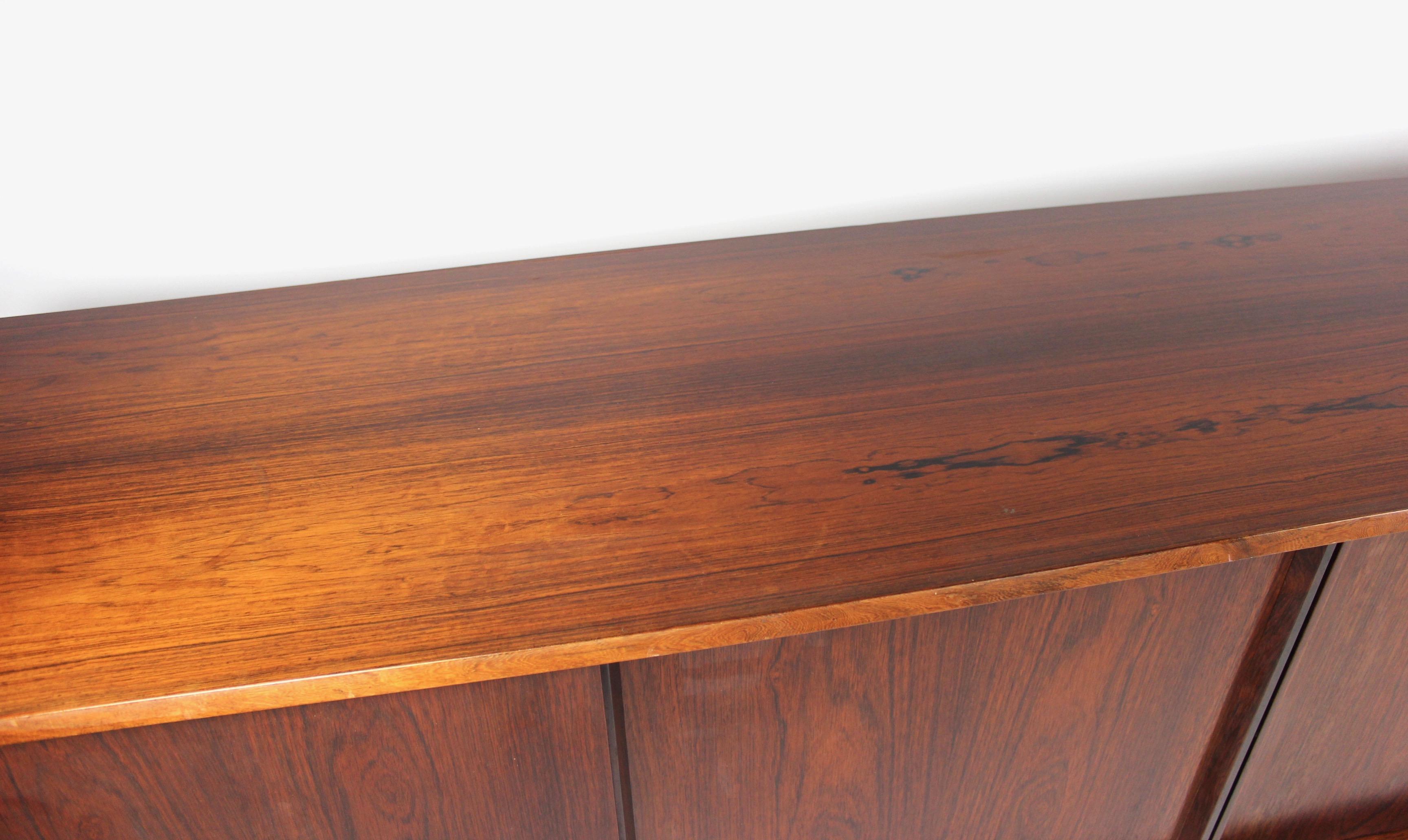 Sideboard in Rosewood of Danish Design from the 1960s 1