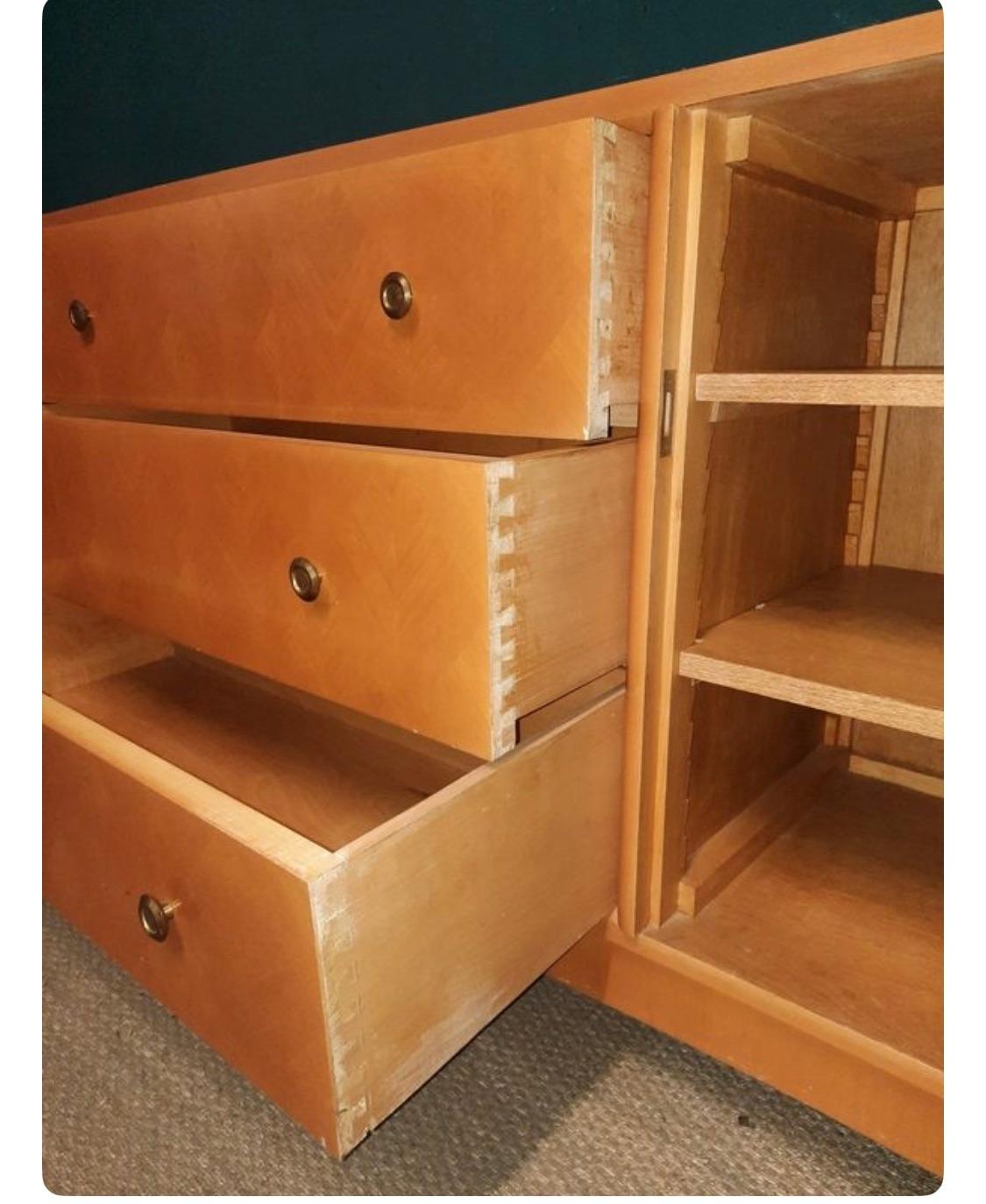 Mid-Century Modern Sideboard in sycamore circa 1940 in the style of André Arbus For Sale
