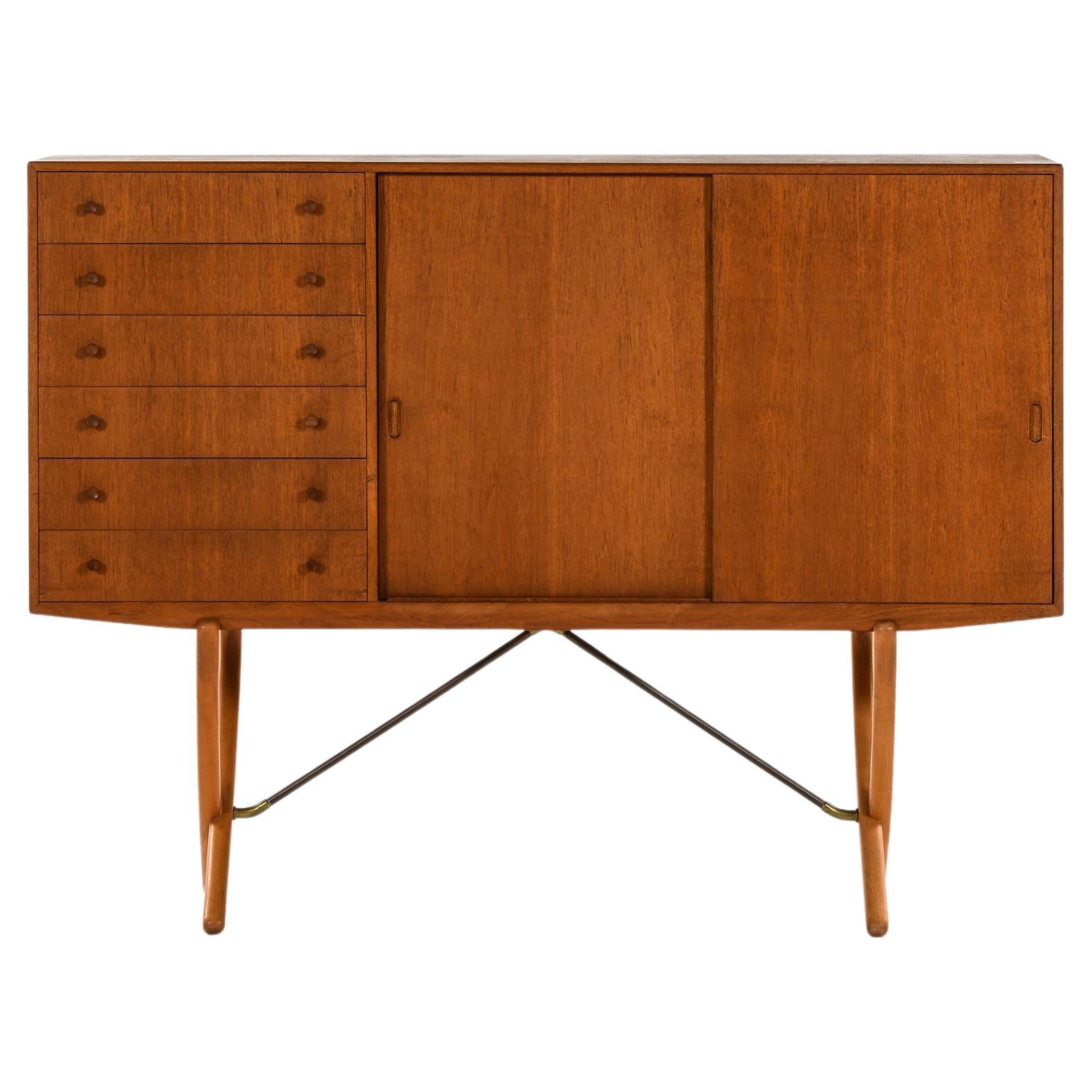 Sideboard in Teak, Beech and Brass by Hans Wegner, 1950's im Angebot