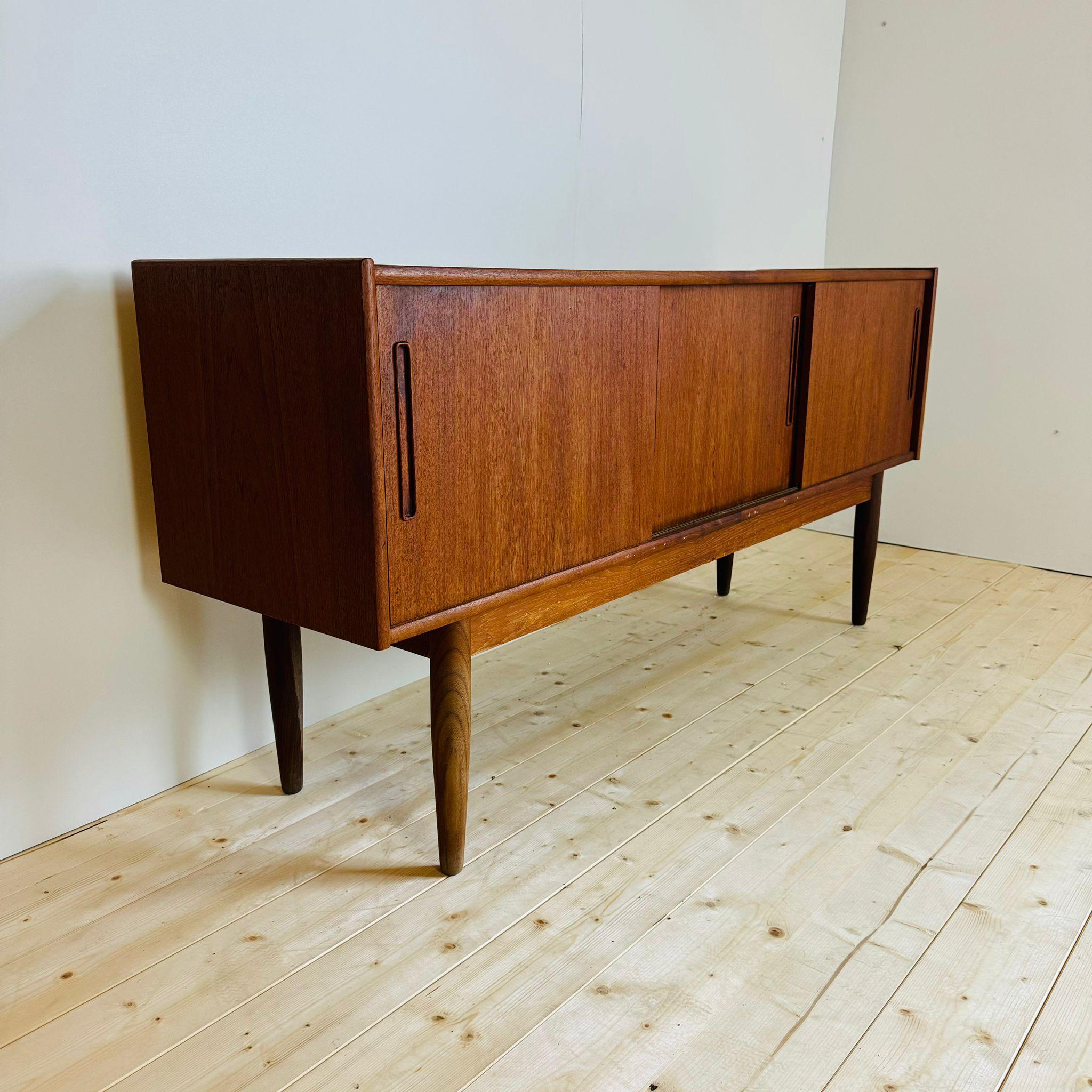 Sideboard aus Teakholz, Dänemark 1960
