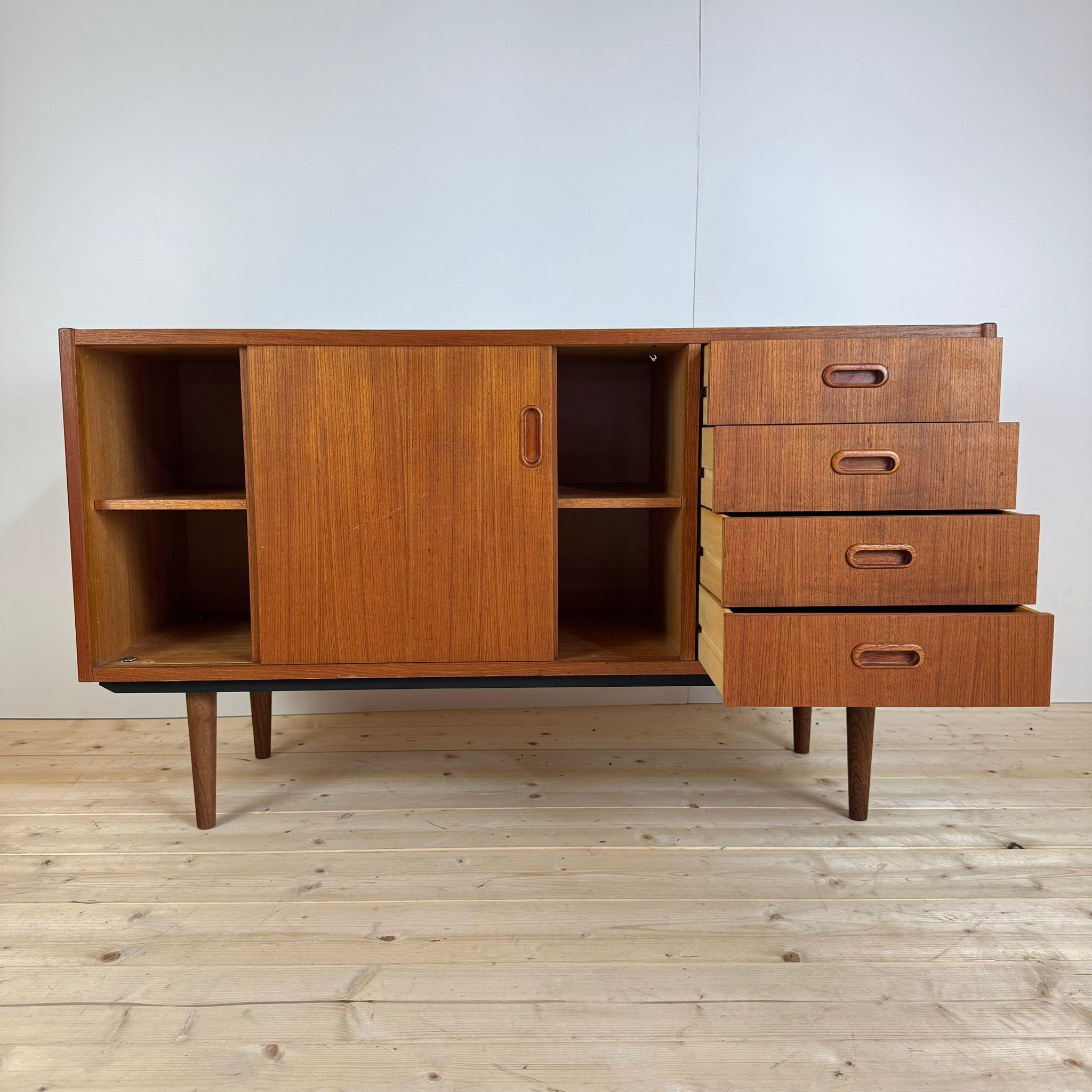 Mid-Century moderno Sideboard in teak, Denmark 1960 in vendita