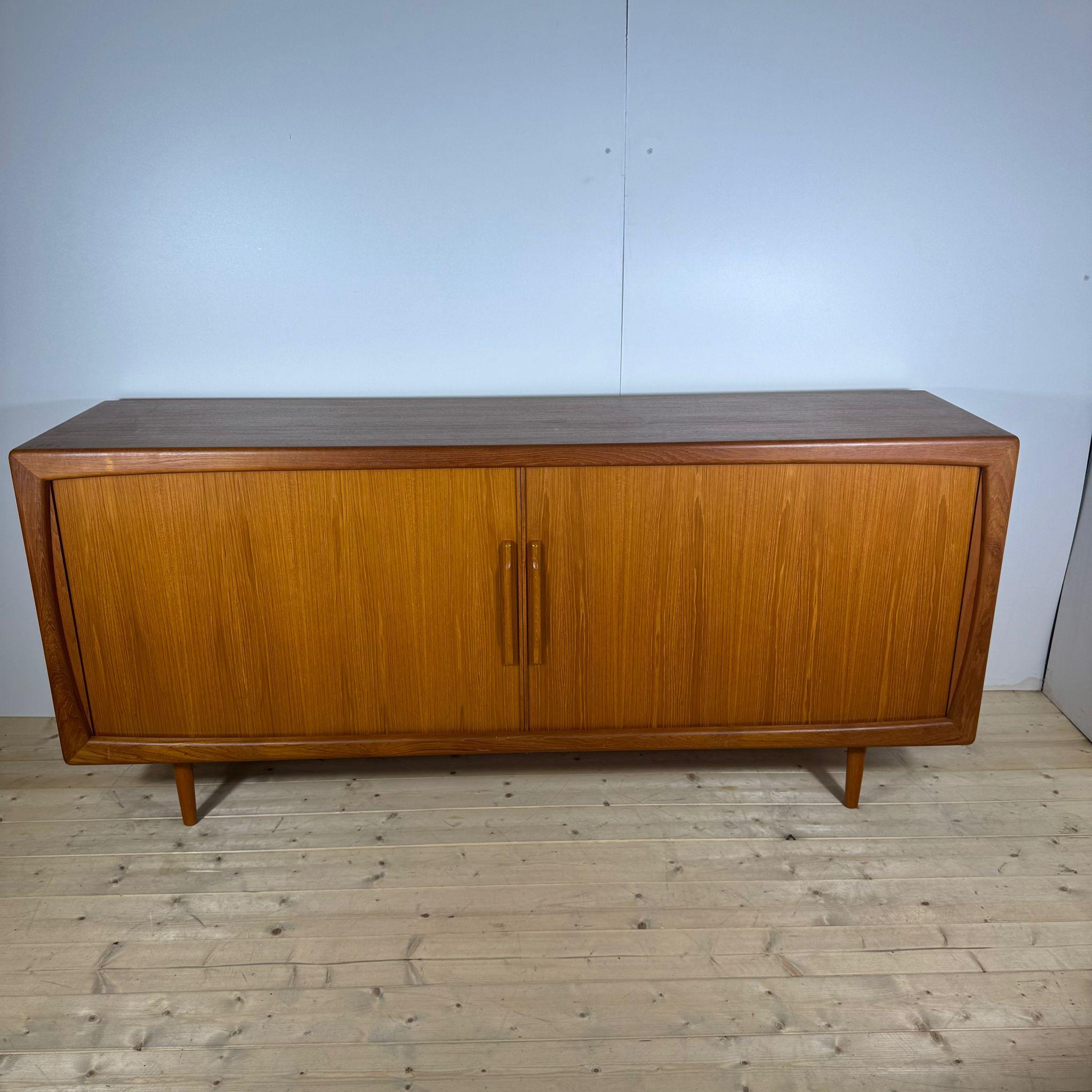Mid-20th Century Sideboard in teak, Denmark 1960 in vendita