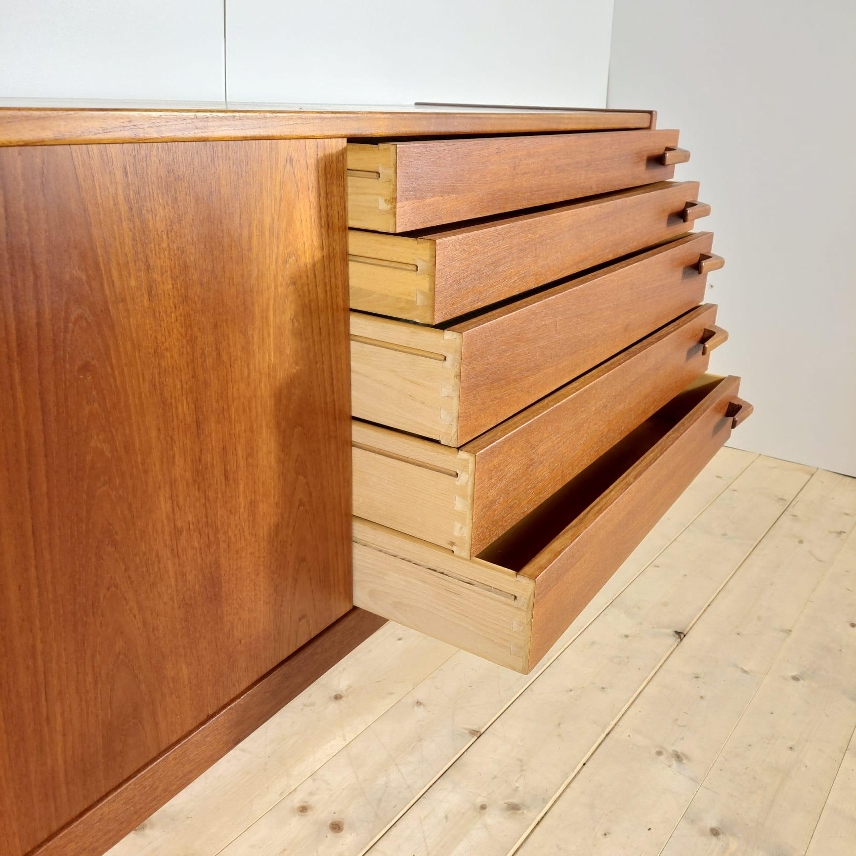Mid-20th Century Sideboard in teak, Denmark 1960s in vendita