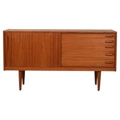 Sideboard in teak di Yngve Ekström per Troeds