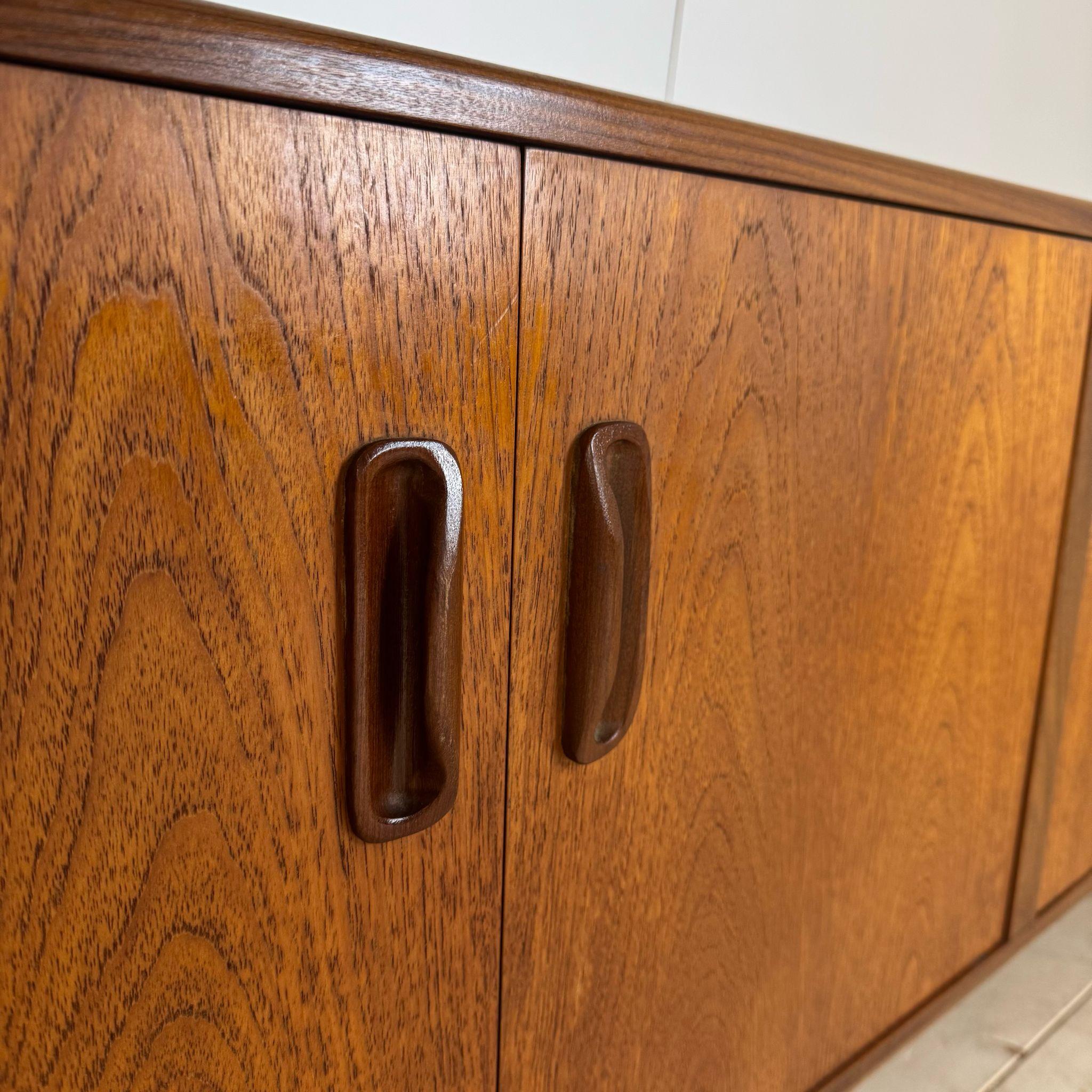 Veneer Sideboard in teak, G-Plan, Uk 1960s