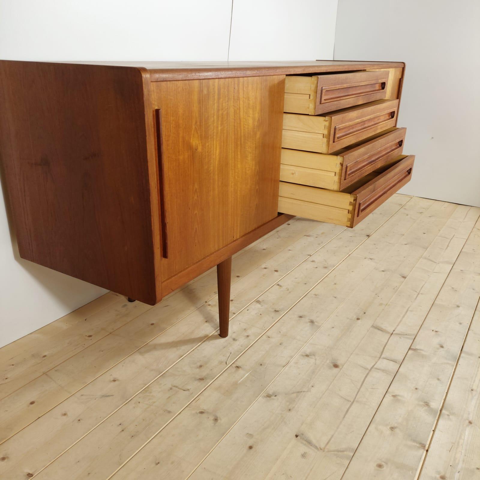 Mid-20th Century Sideboard in teak, Johannes Andersen, Denmark 1960 For Sale