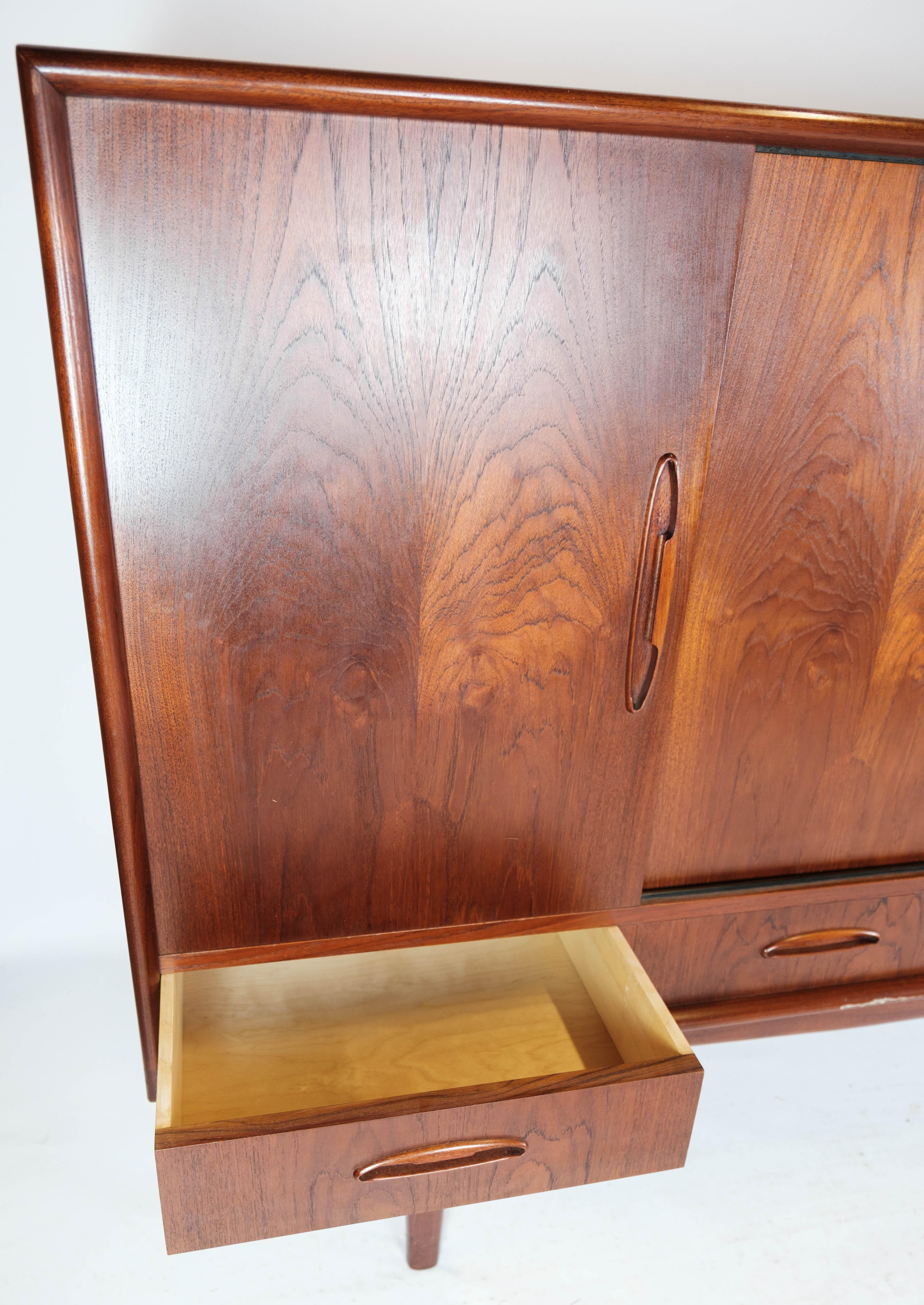 Sideboard in Teak of Danish Design from the 1960s 9