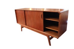 Sideboard in Teak of Danish Design from the 1960s