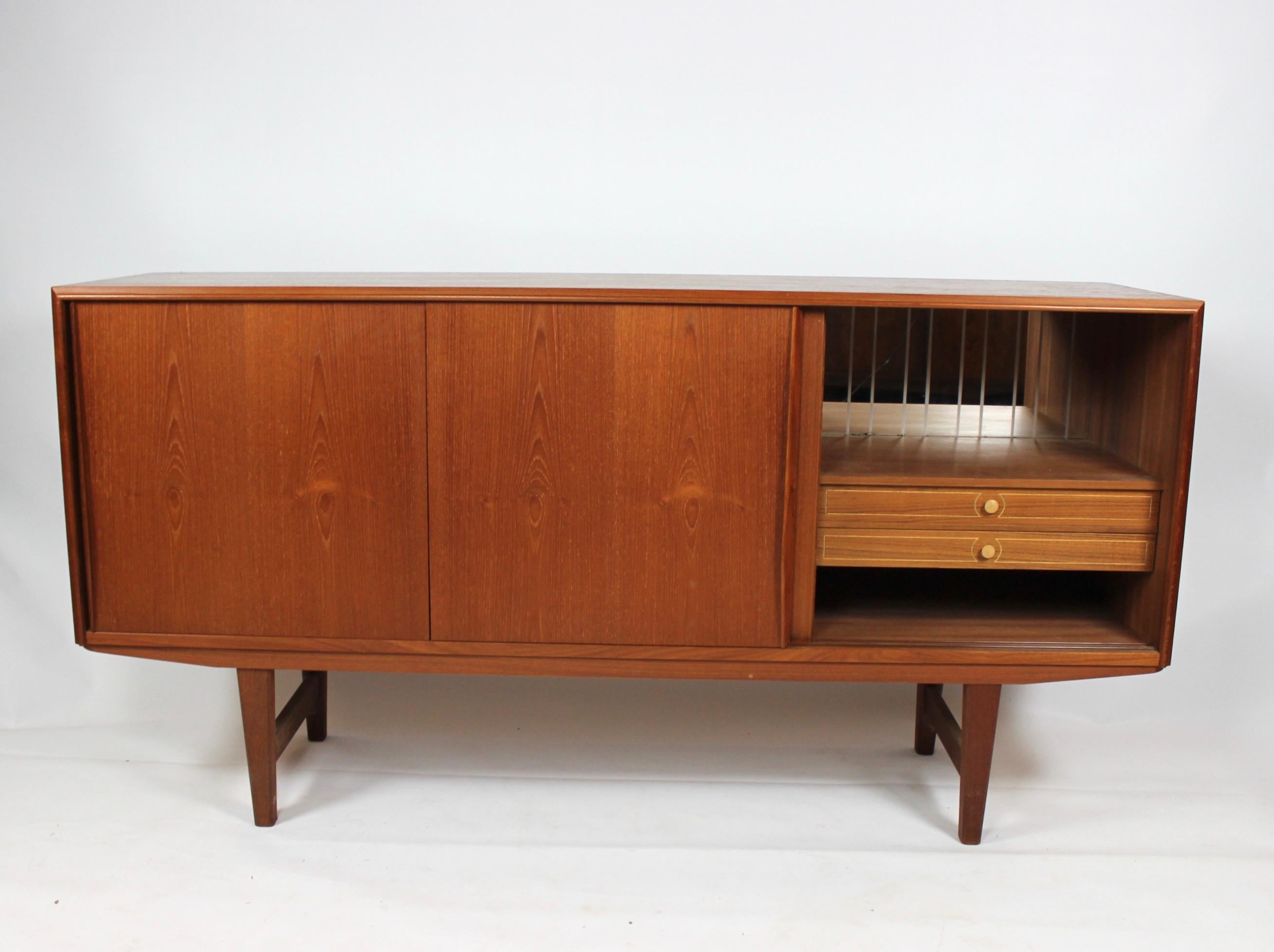 Oiled Sideboard in Teak of Danish Design from the 1960s For Sale