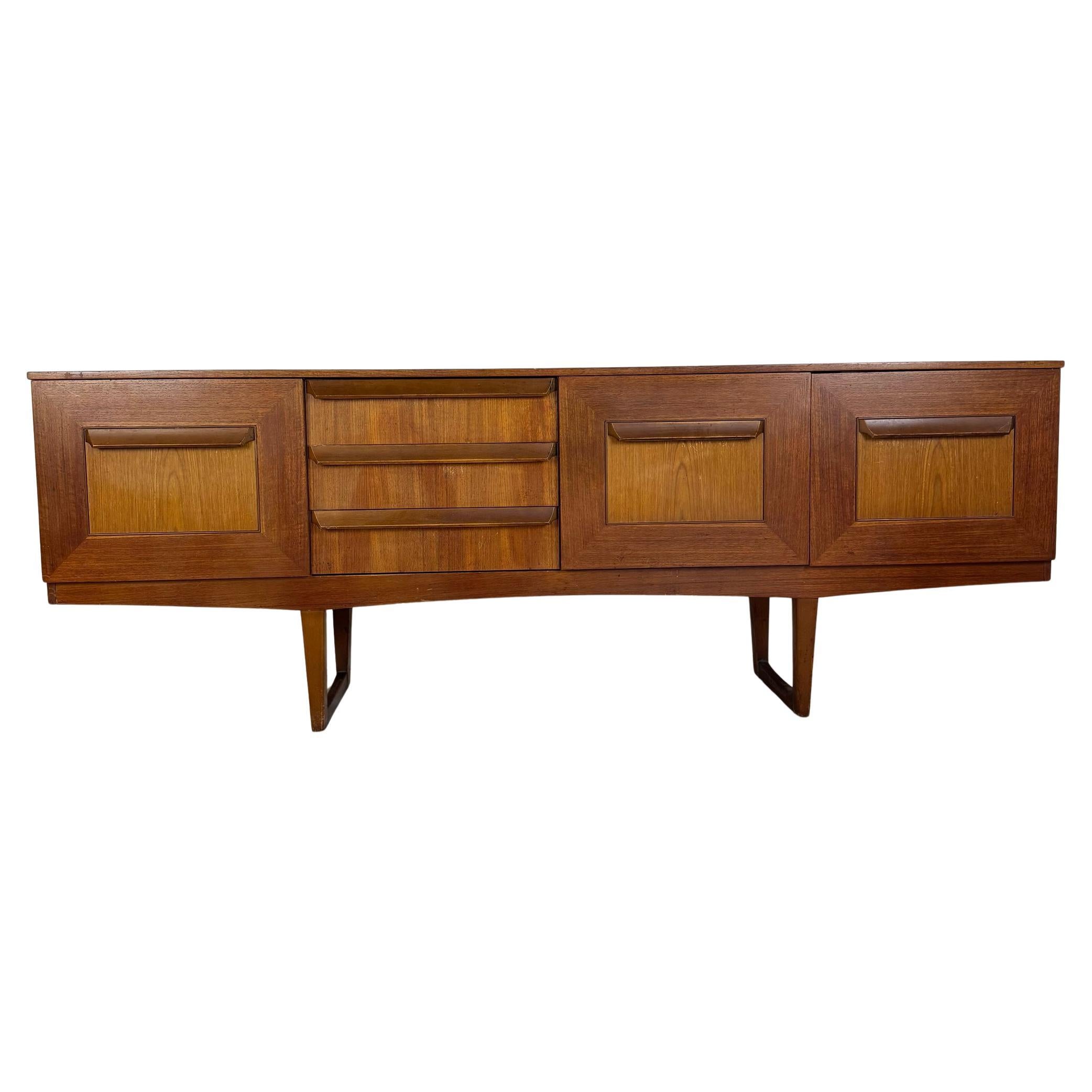 Sideboard aus Teakholz, UK 1960 im Angebot