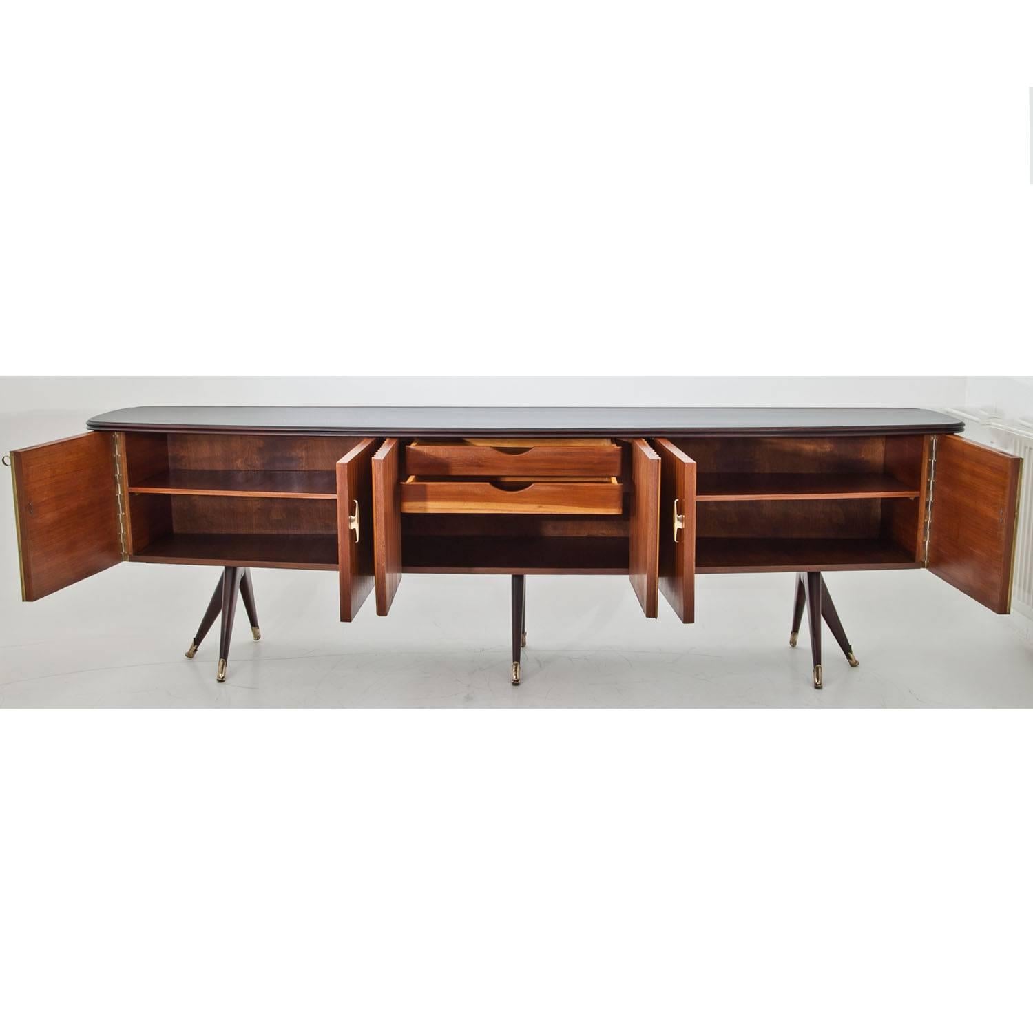 Mid-Century Modern Sideboard in the Style of Dassi, Italy Mid-20th Century