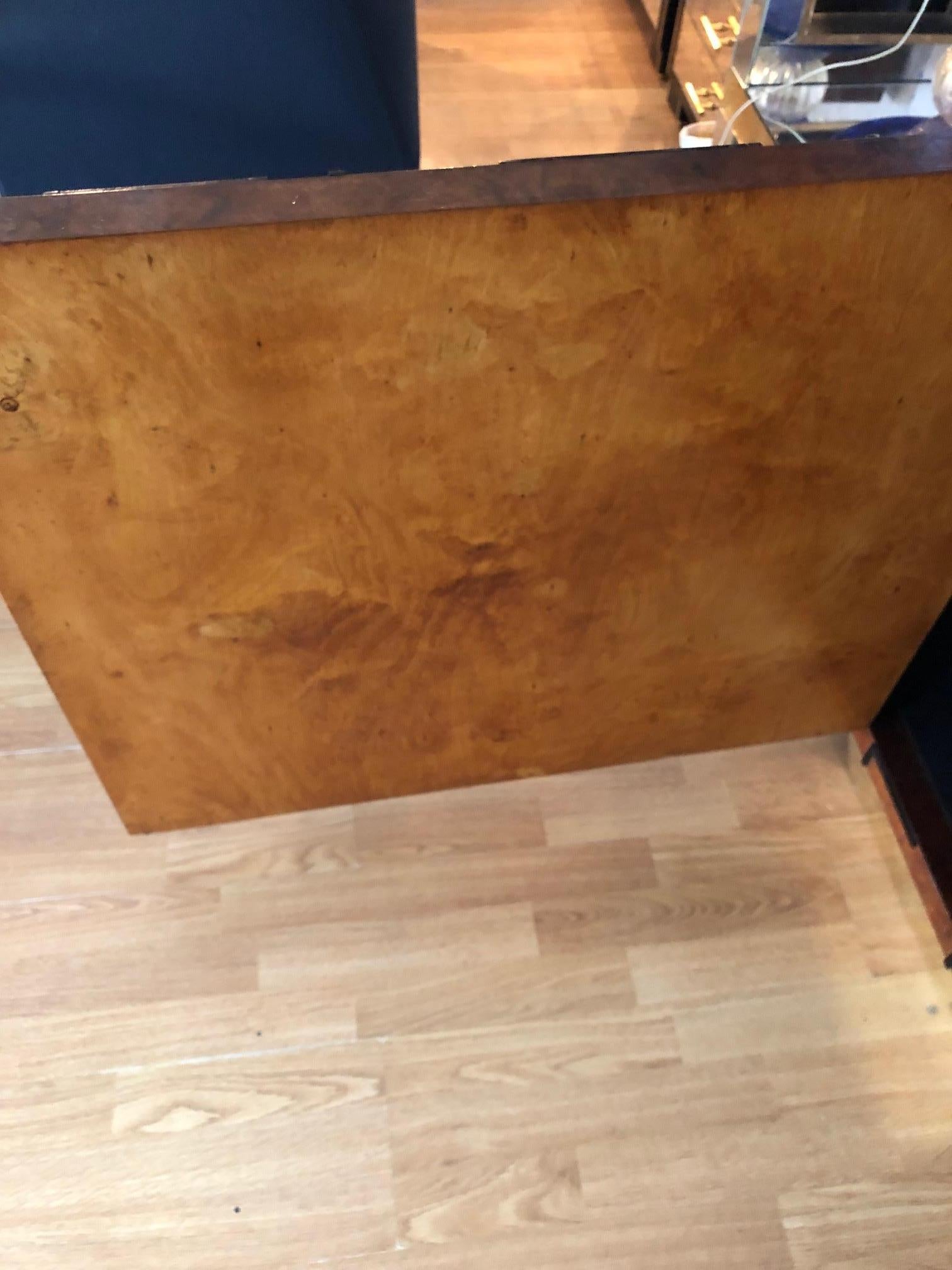 Sideboard in Thuja 'Cedar' with Two Doors In Good Condition In Saint ouen, FR