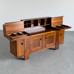 Credenza in noce di Silvio Coppola per Bernini