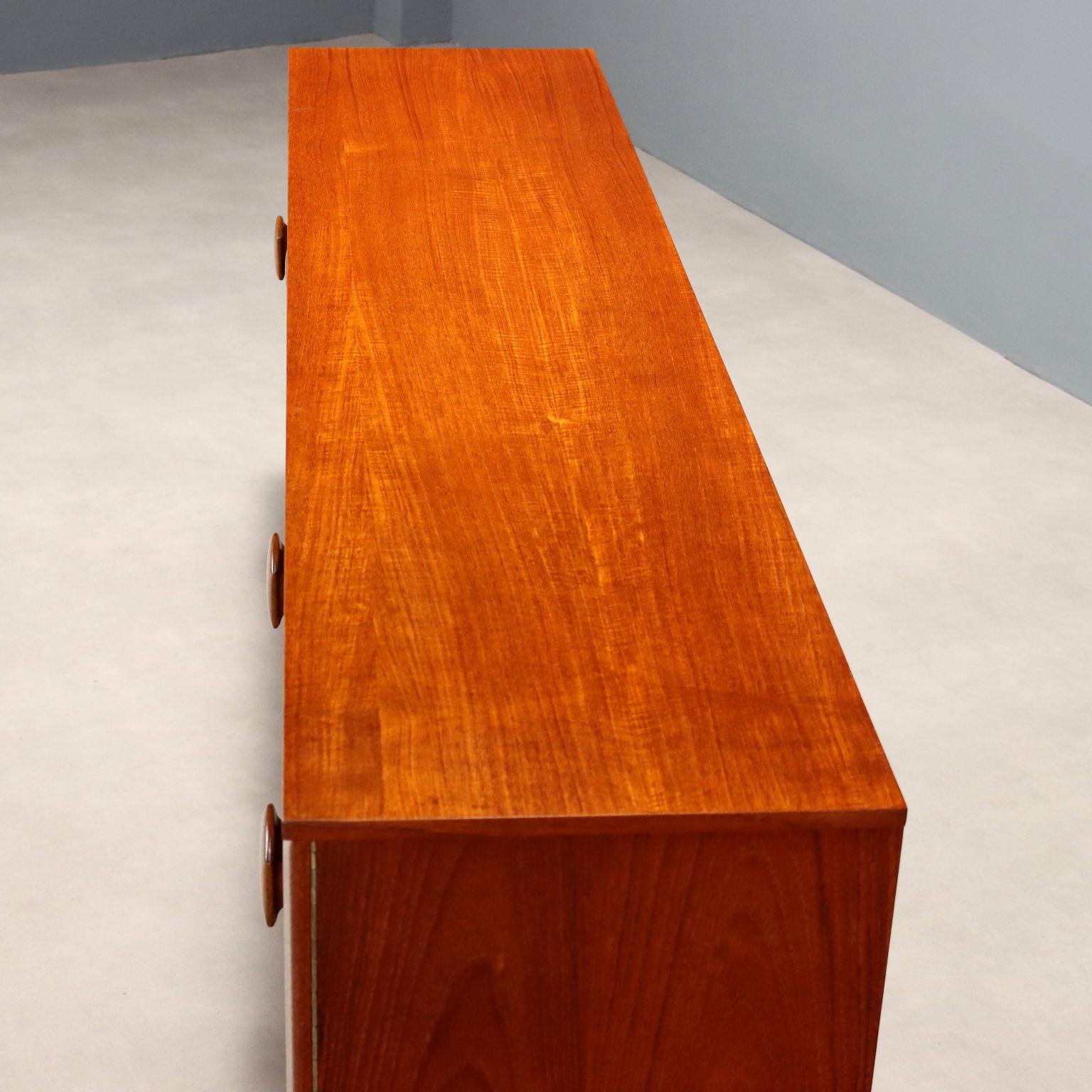 Sideboard Inglese Anni 60 In condizioni ottime in vendita a Milano, IT
