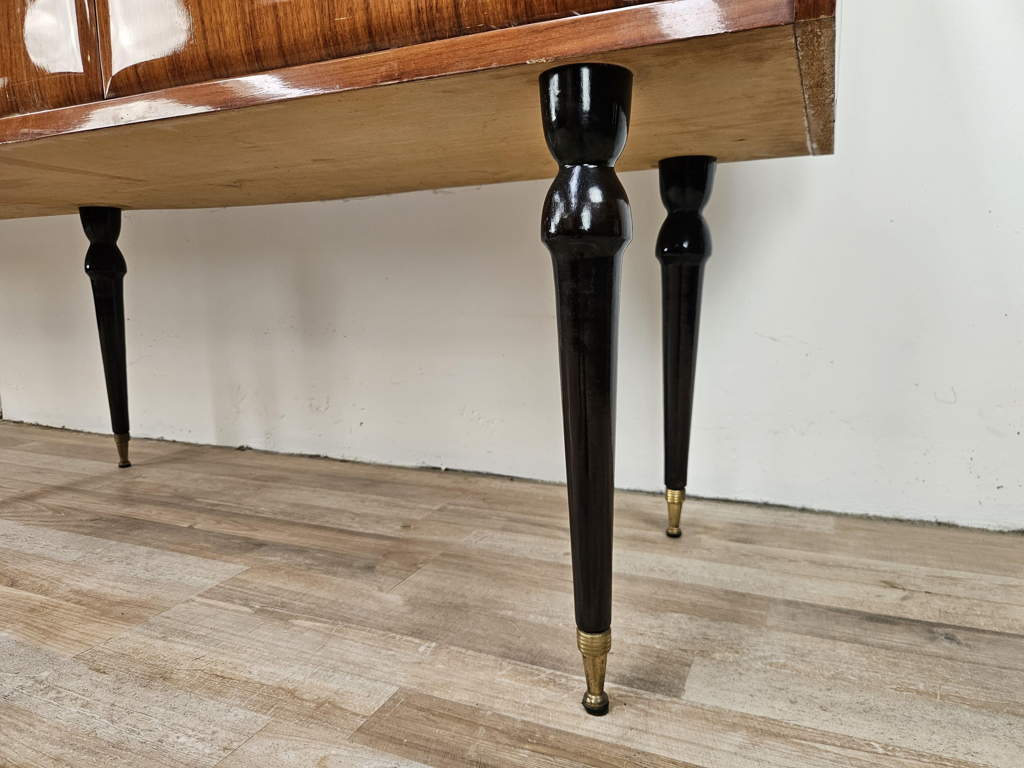 Italian mahogany sideboard from the mid-1960s with glass top For Sale 9