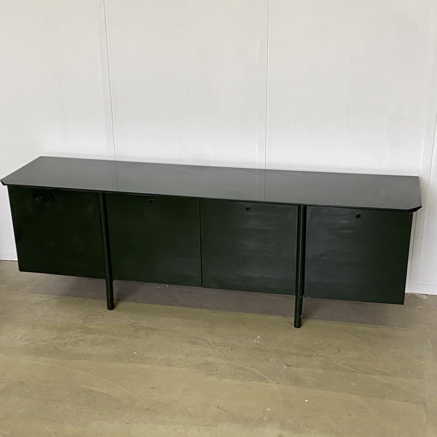 Enfilade laqué 1970 Giotto Stoppino en vente 2