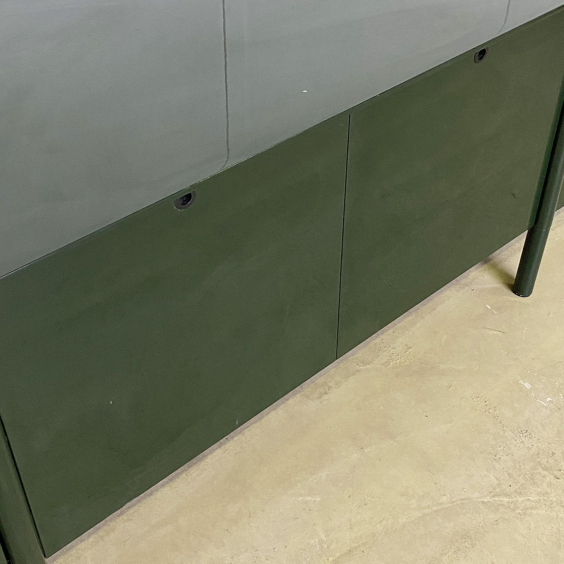 Enfilade laqué 1970 Giotto Stoppino en vente 5