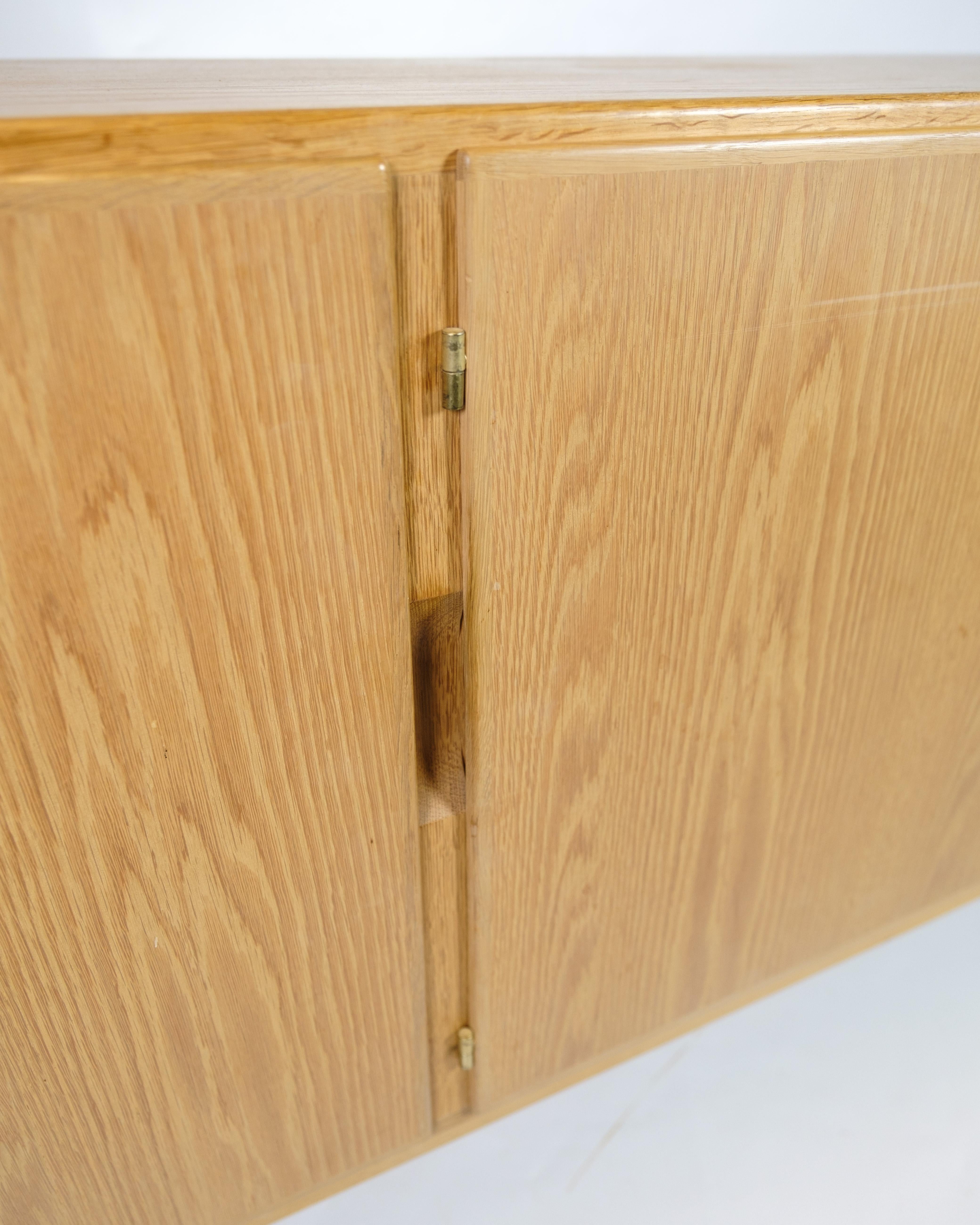 Sideboard aus Oak Wood im dänischen Design der 1960er Jahre (Dänisch) im Angebot