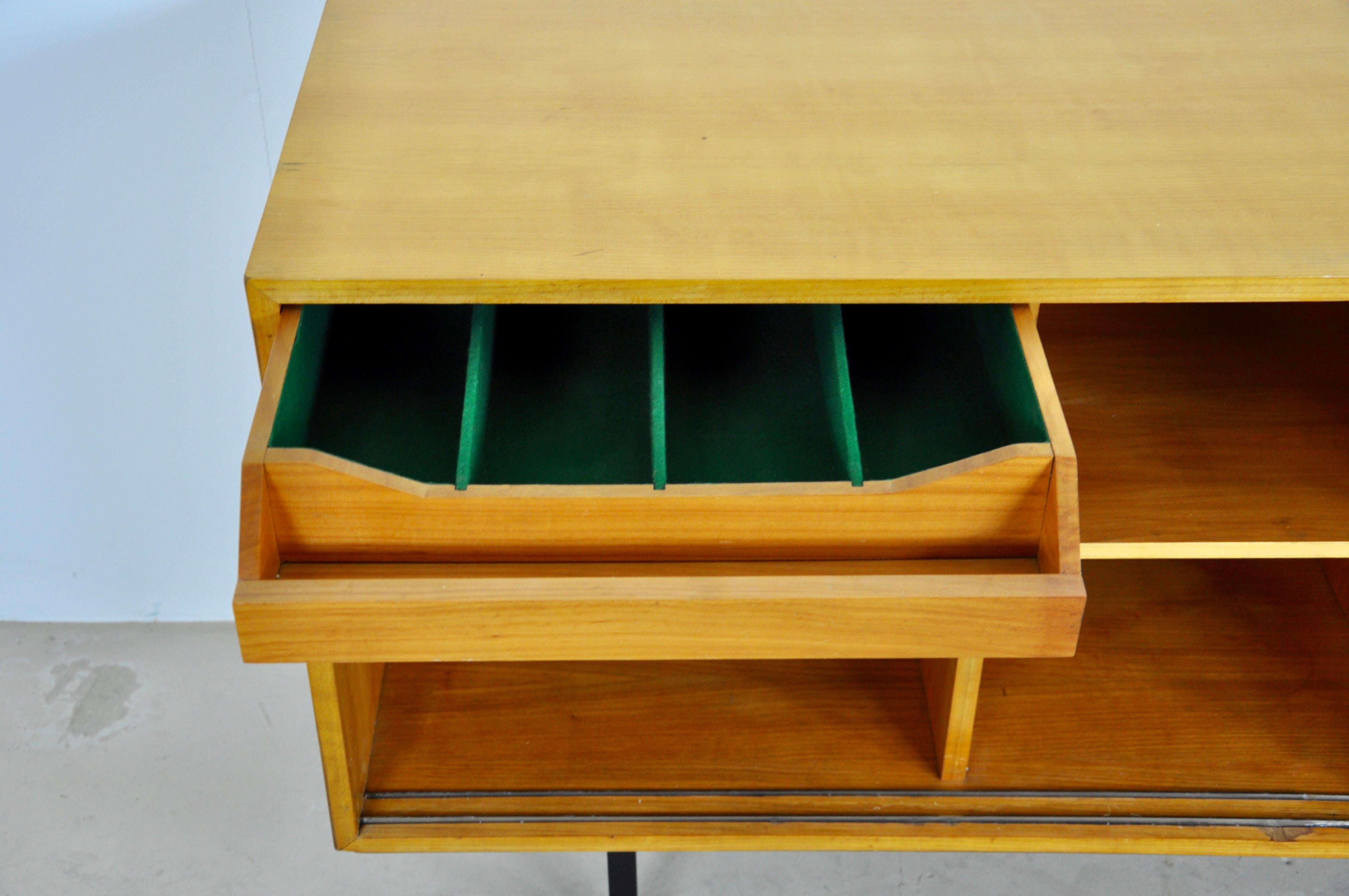 Sideboard Model 116 by Florence Knoll Bassett for Knoll International 3