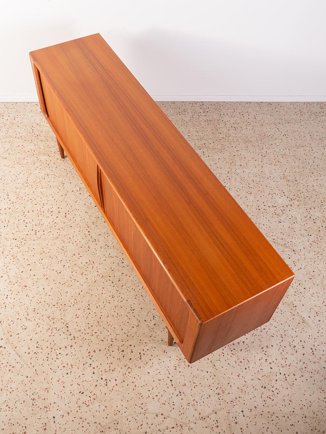 Mid-20th Century  Sideboard model 142 by Bernhard Pedersen & Søn 