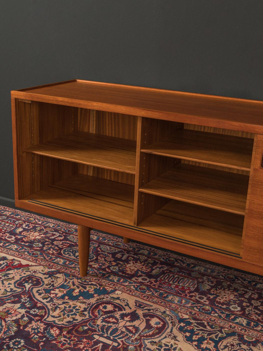 Sideboard Model 20 designed by Niels O. Møller from the 1960s, Made in Denmark In Good Condition For Sale In Neuss, NW