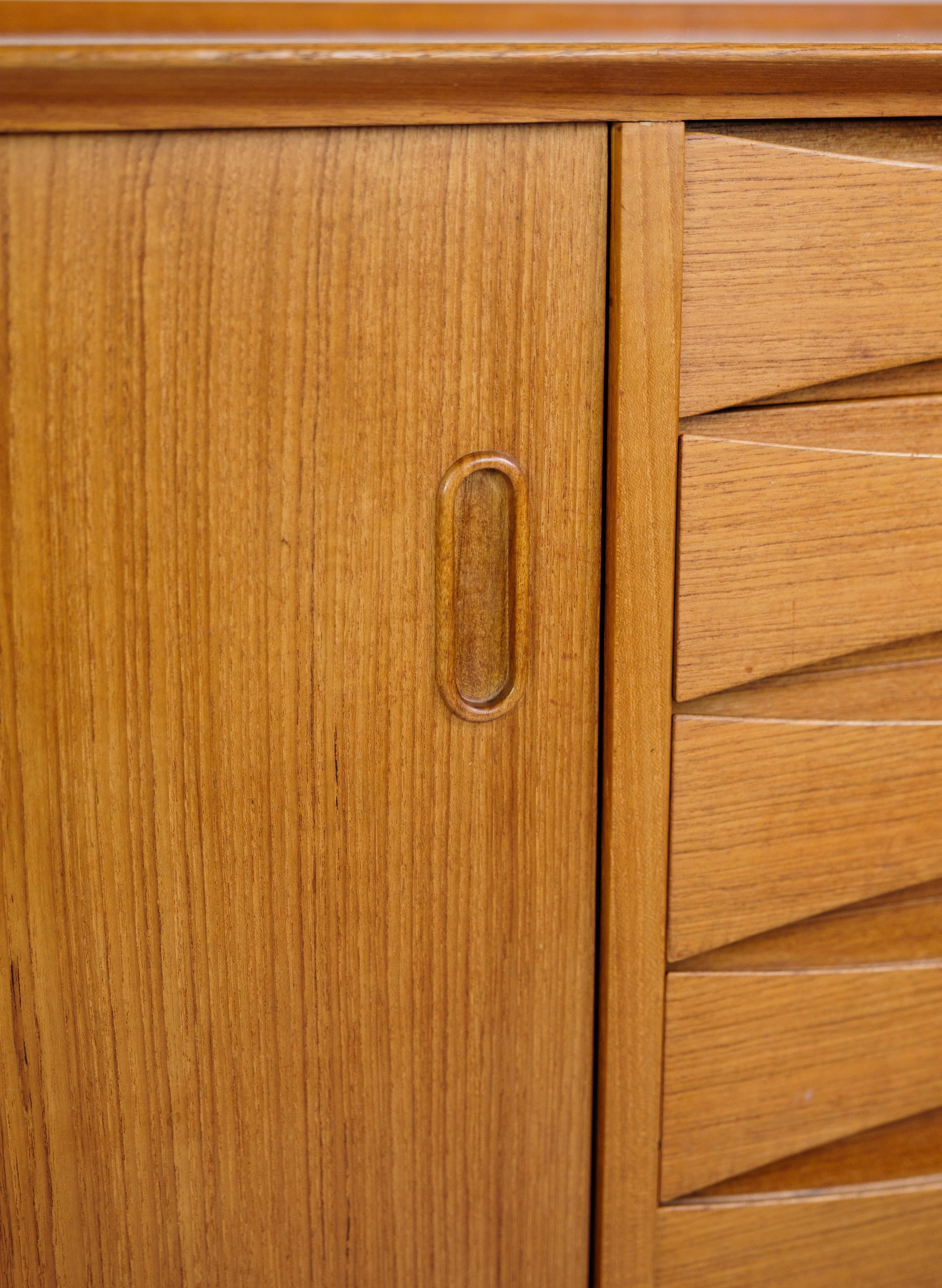 Sideboard Model 29 Made In Teak By Arne Vodder For Sibast From 1950s For Sale 5