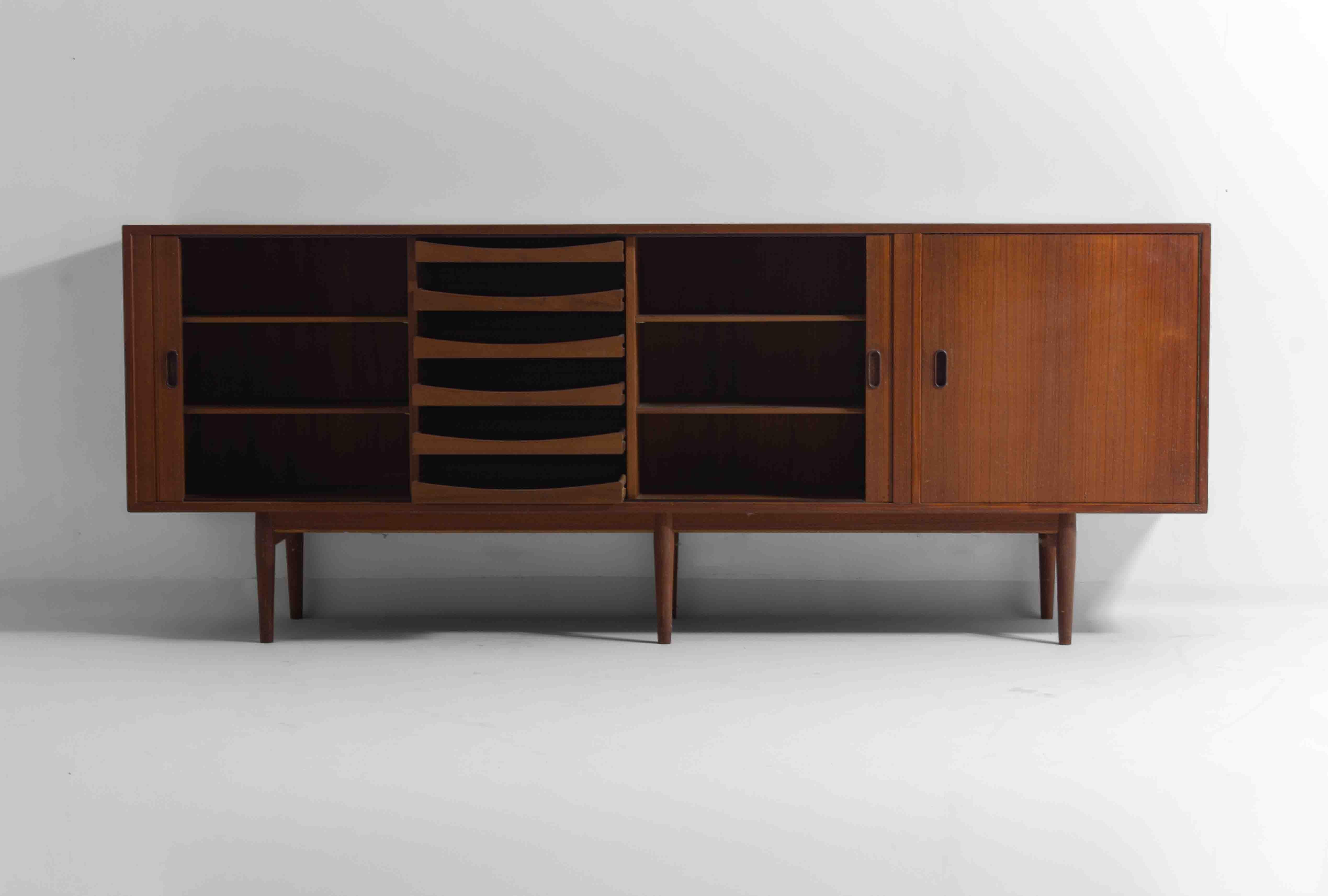 Aparador Modelo 36 de Arne Vodder para Sibast Furniture, Dinamarca, años 50 Teca en venta