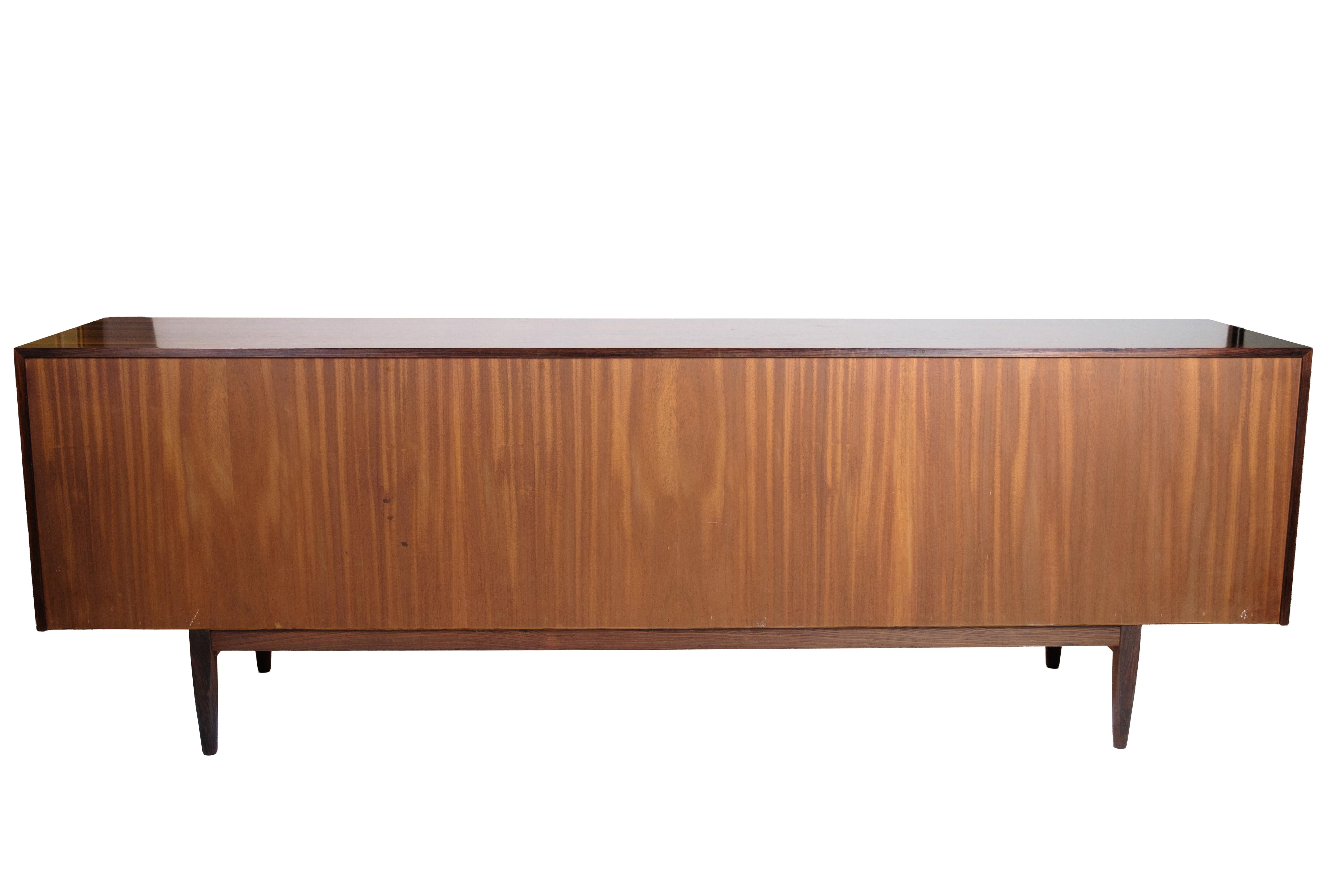 Sideboard Model FA66 Made In Rosewood By Ib Kofod-Larsen For Faarup Furniture For Sale 5