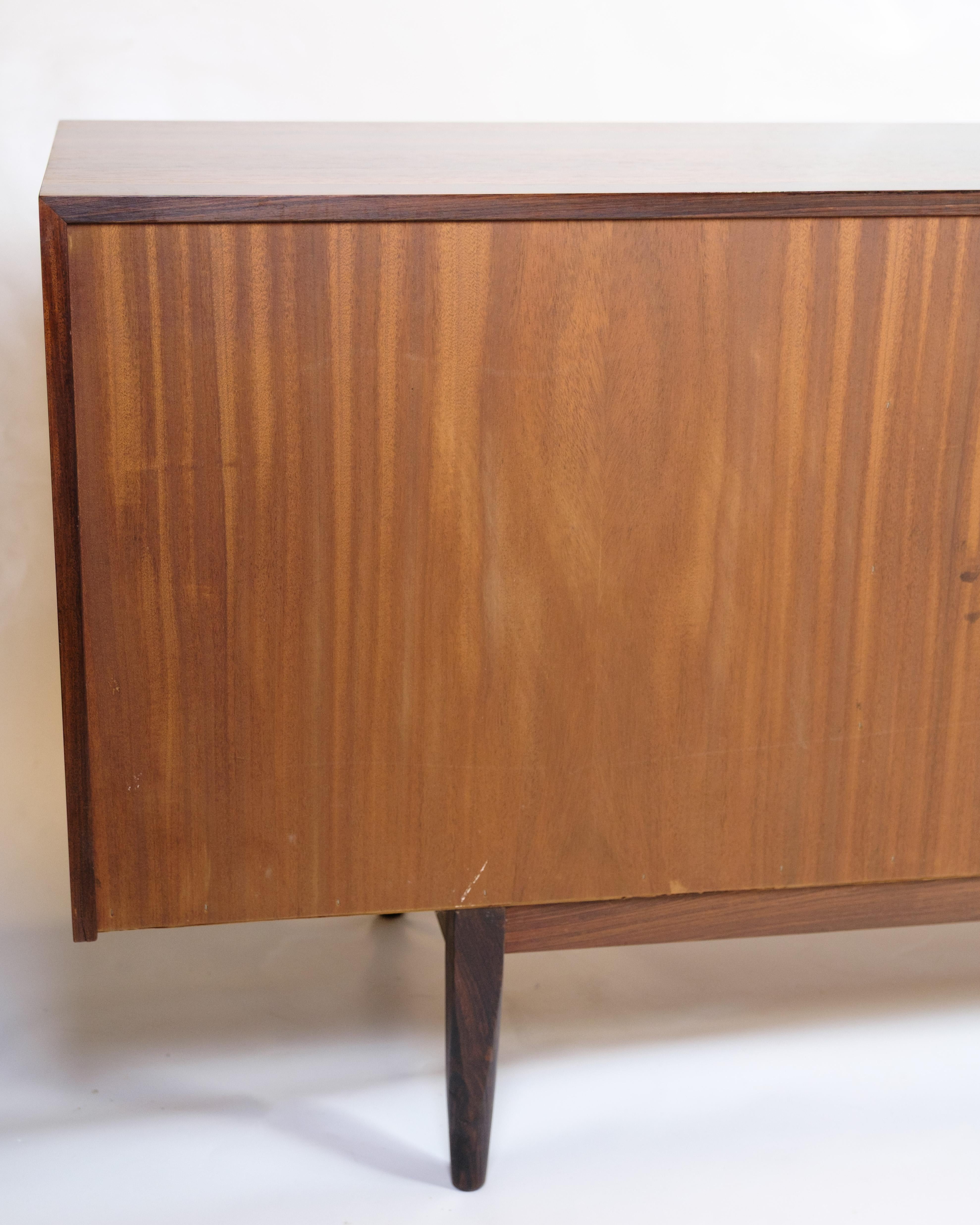 Sideboard Model FA66 Made In Rosewood By Ib Kofod-Larsen For Faarup Furniture For Sale 6
