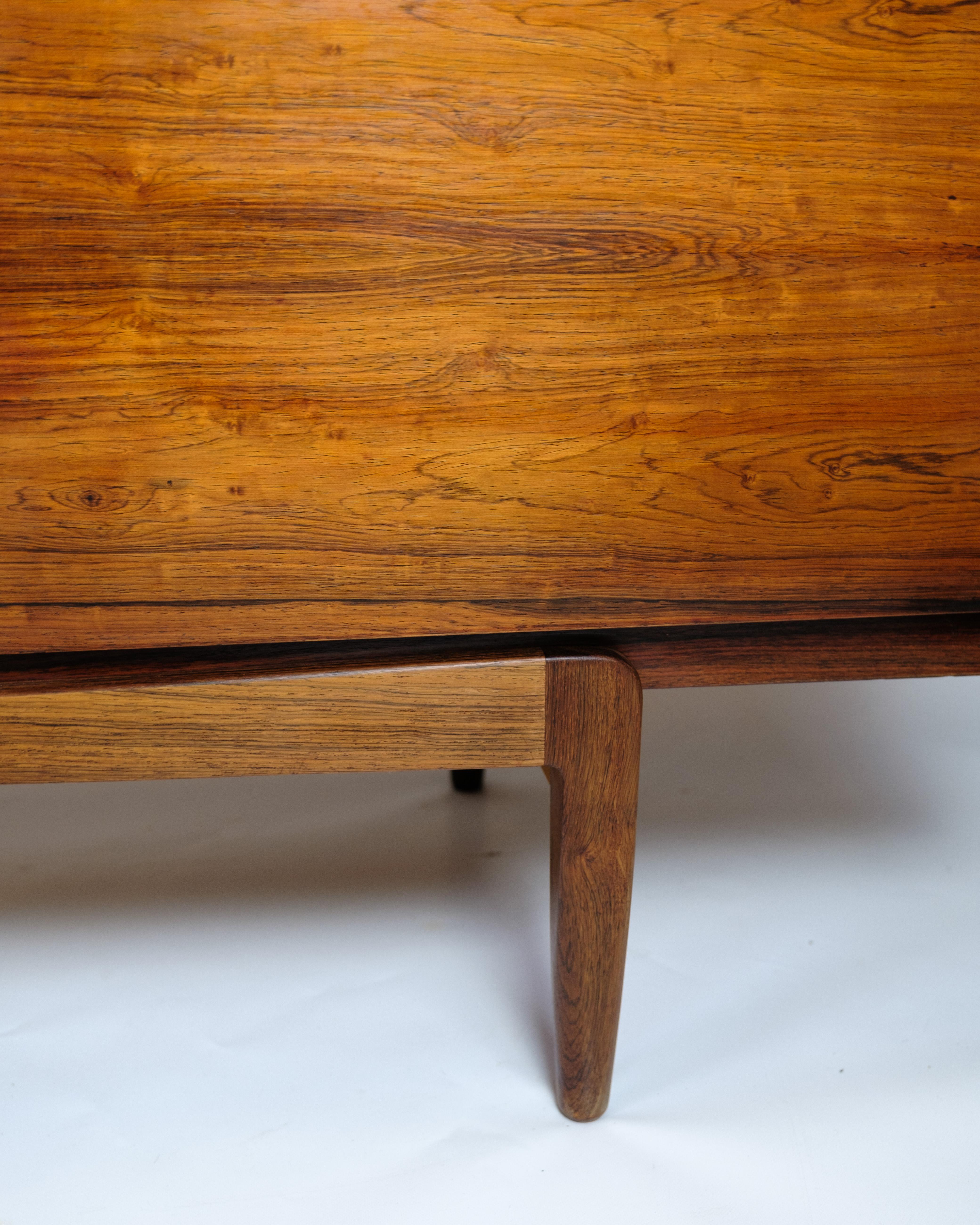 Sideboard Model FA66 Made In Rosewood By Ib Kofod-Larsen For Faarup Furniture For Sale 2