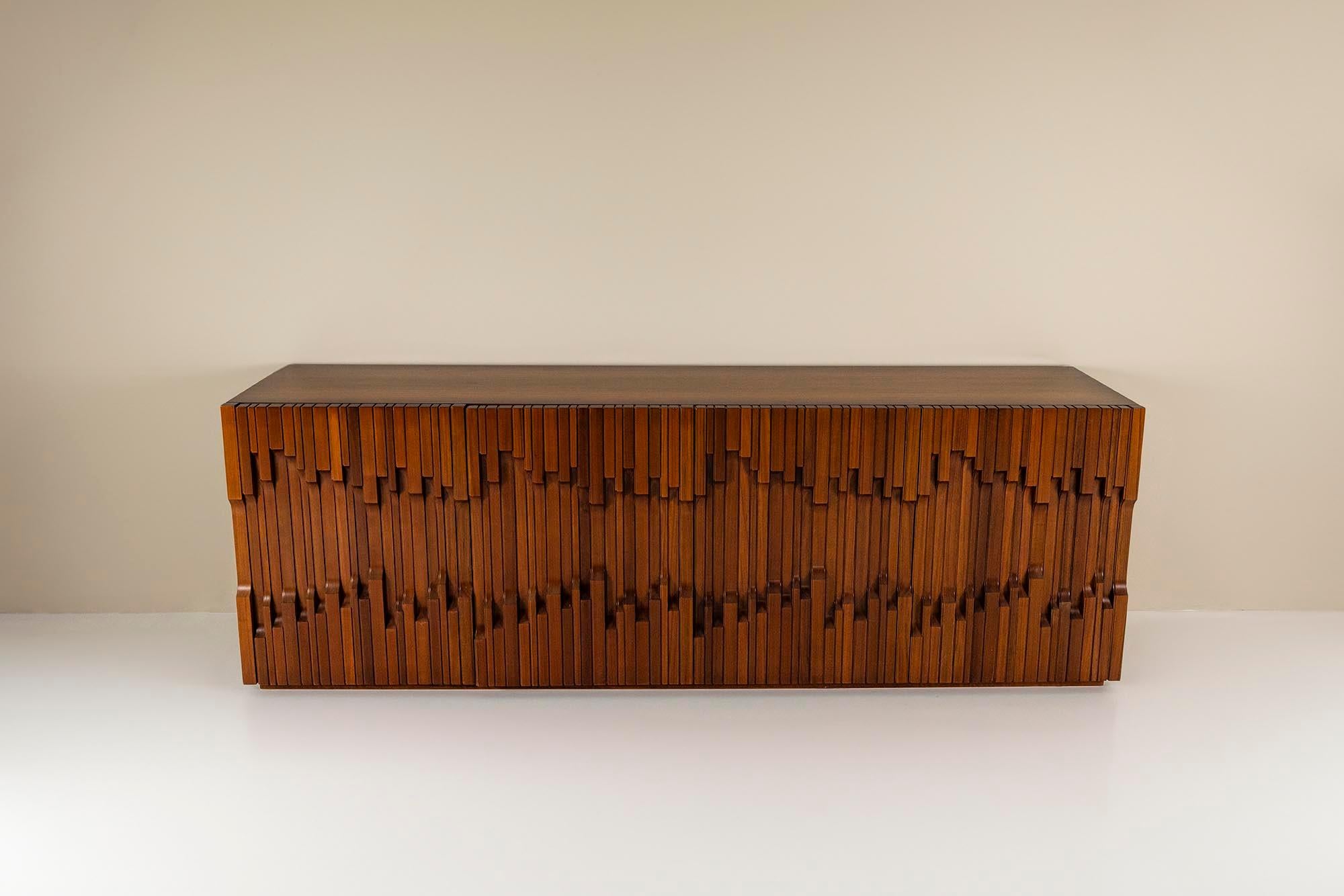 Noce Credenza Model 