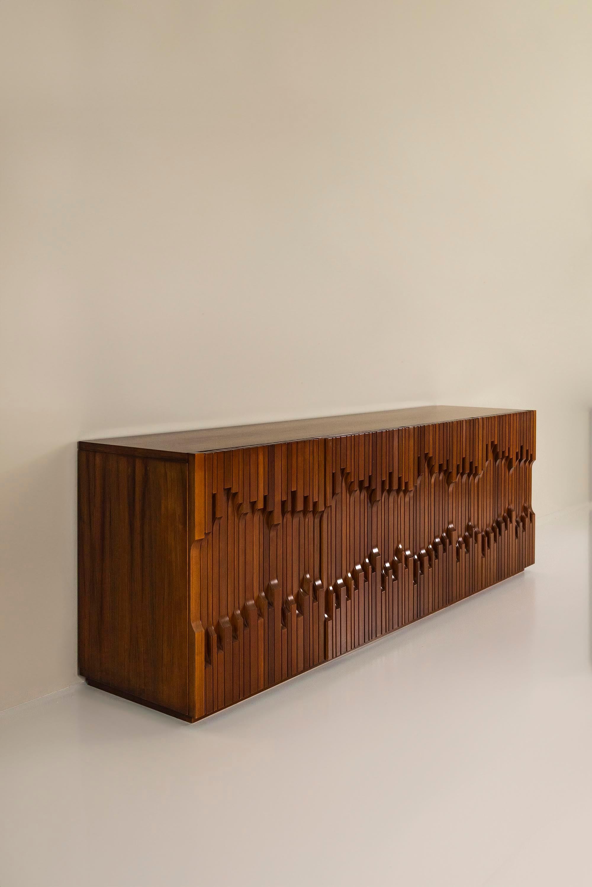 Credenza Model 