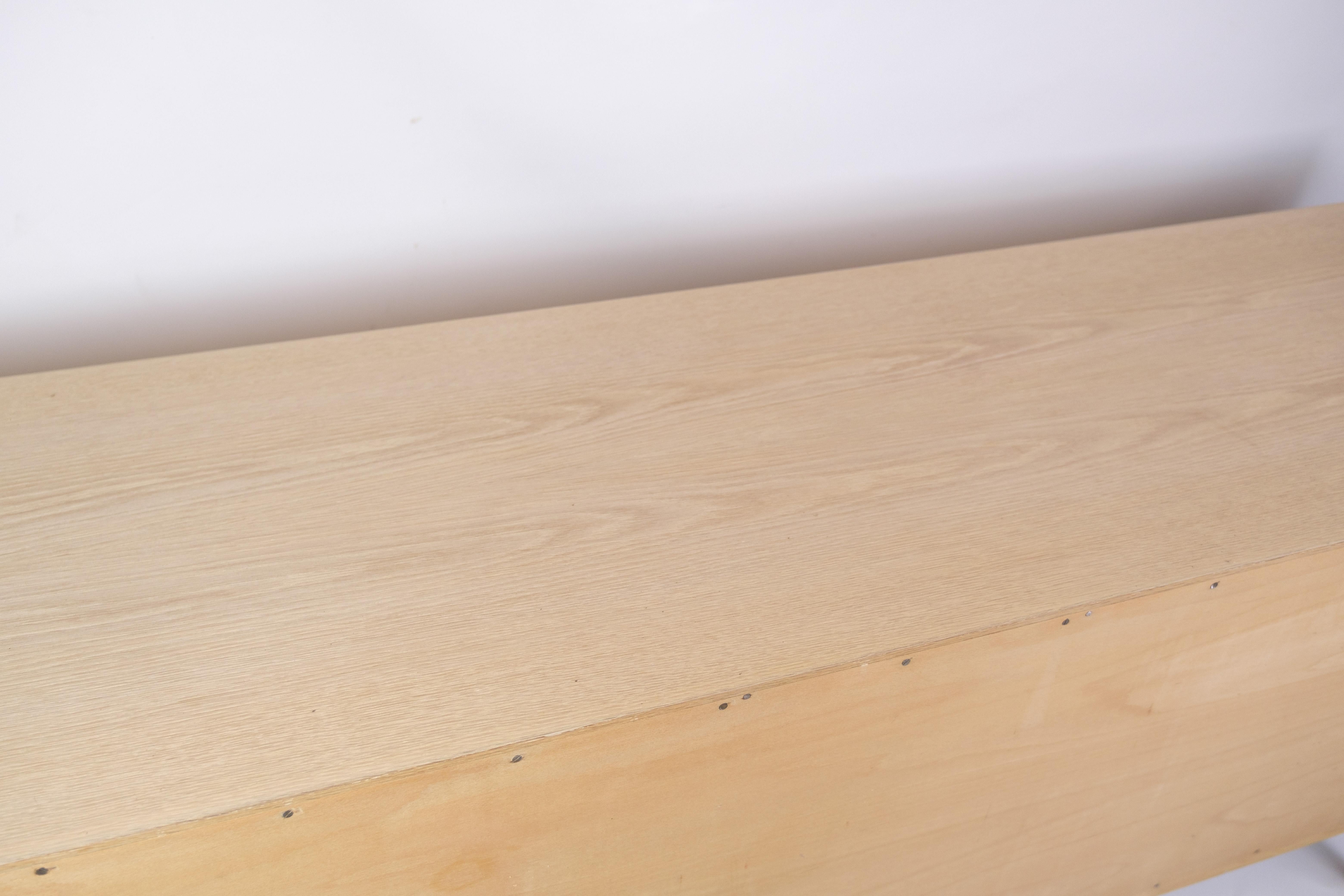 Sideboard Modell RY-25 aus Eiche von Hans J. Wegner aus den 1960er Jahren im Angebot 6