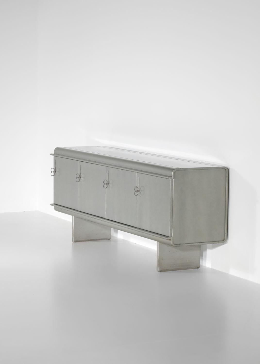 Sideboard of Vittorio Introini by Saporiti of the 60s model 