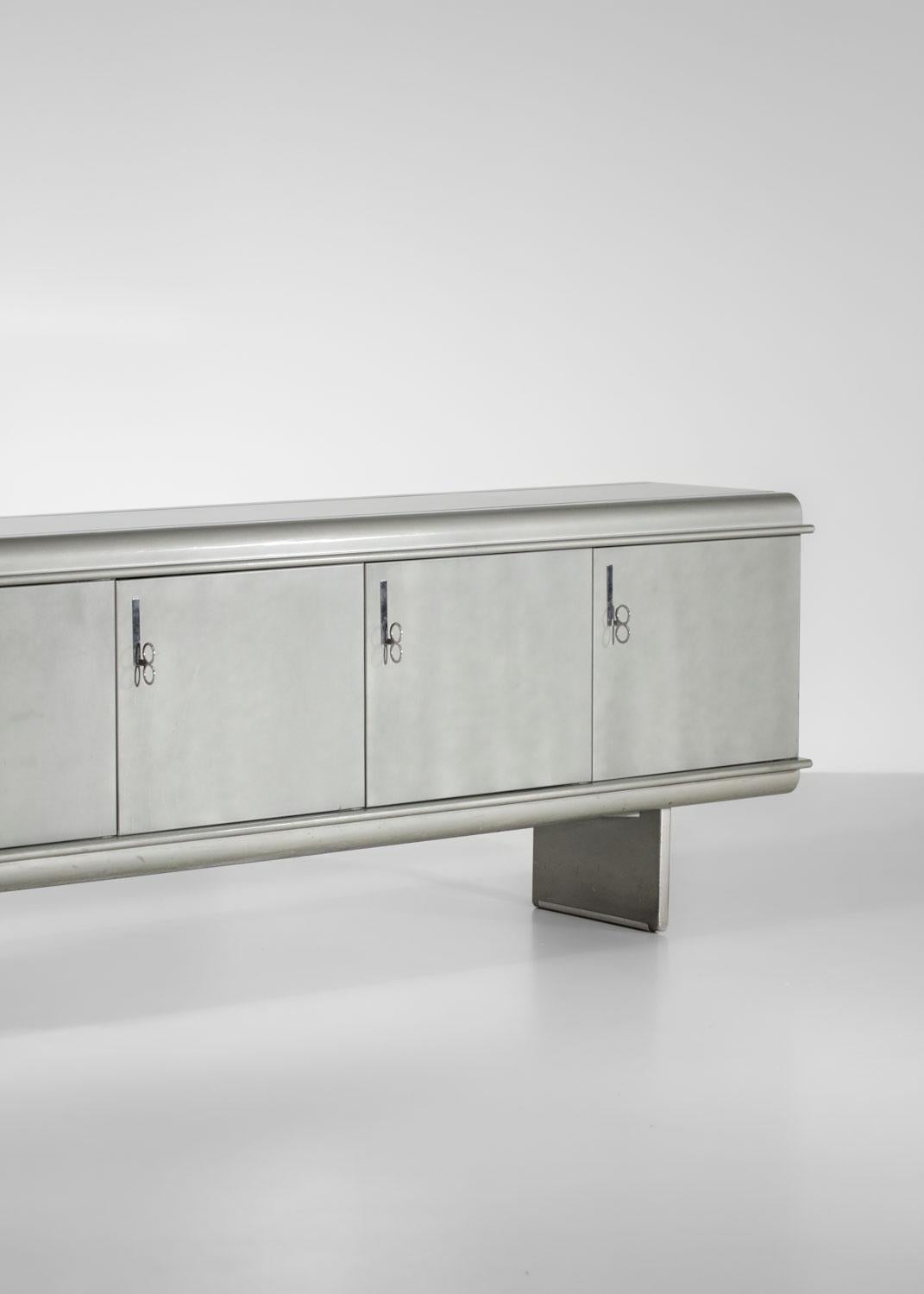 Sideboard of Vittorio Introini by Saporiti of the 60s model 
