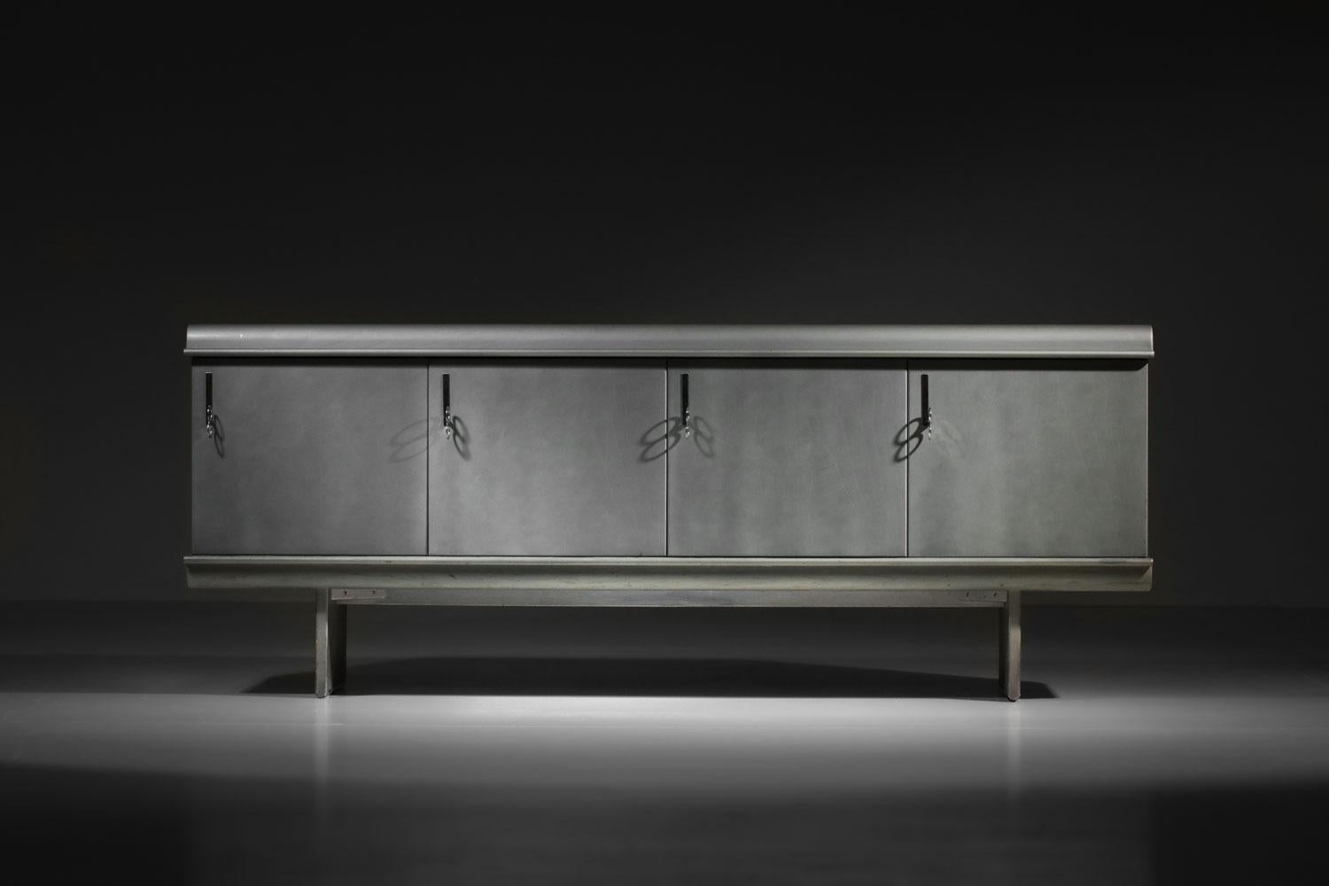 Italian Sideboard of Vittorio Introini by Saporiti of the 60s model 