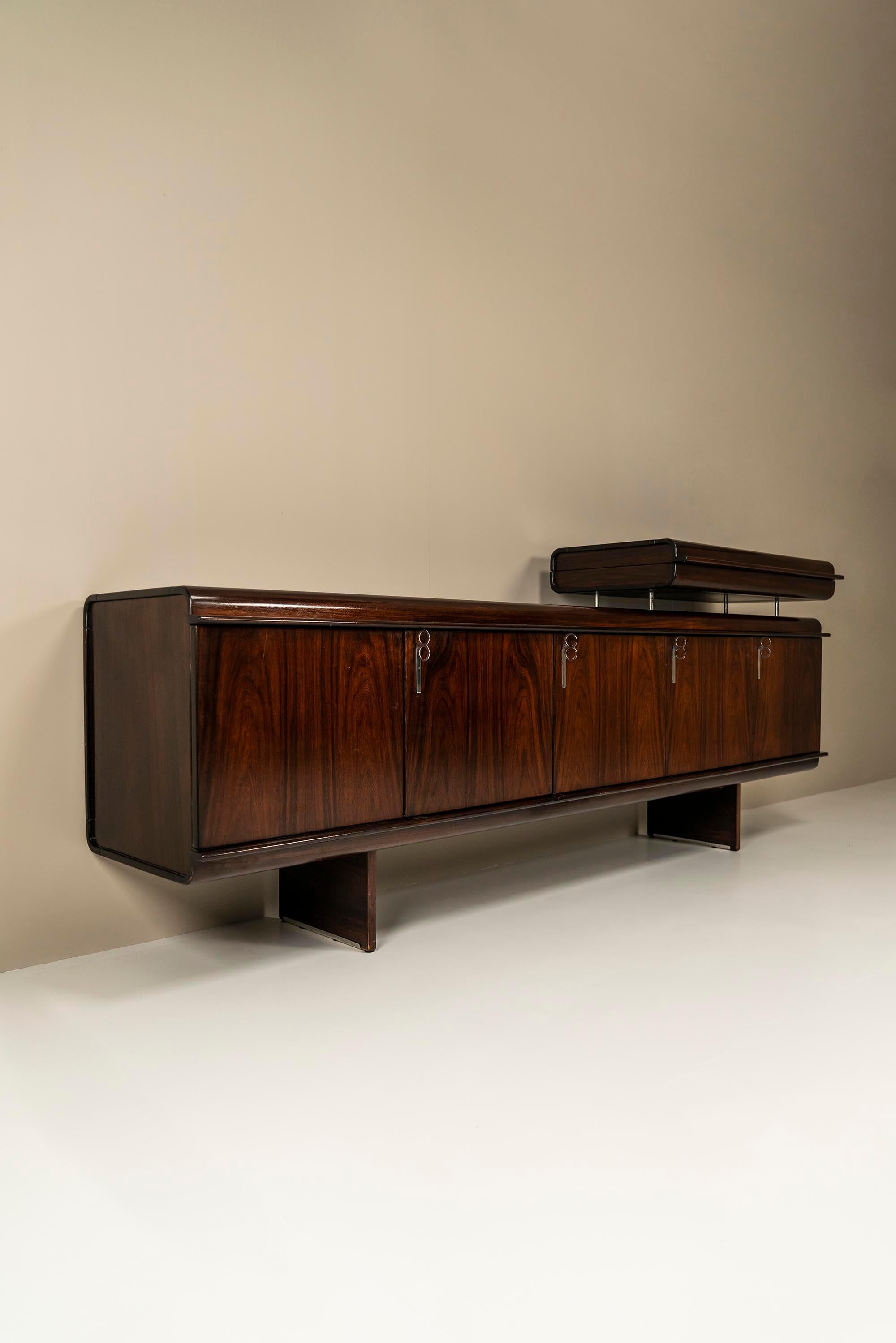 Italian Sideboard 'Pellicano' in Rosewood by Vittorio Introini for Saporiti, Italy 1960s