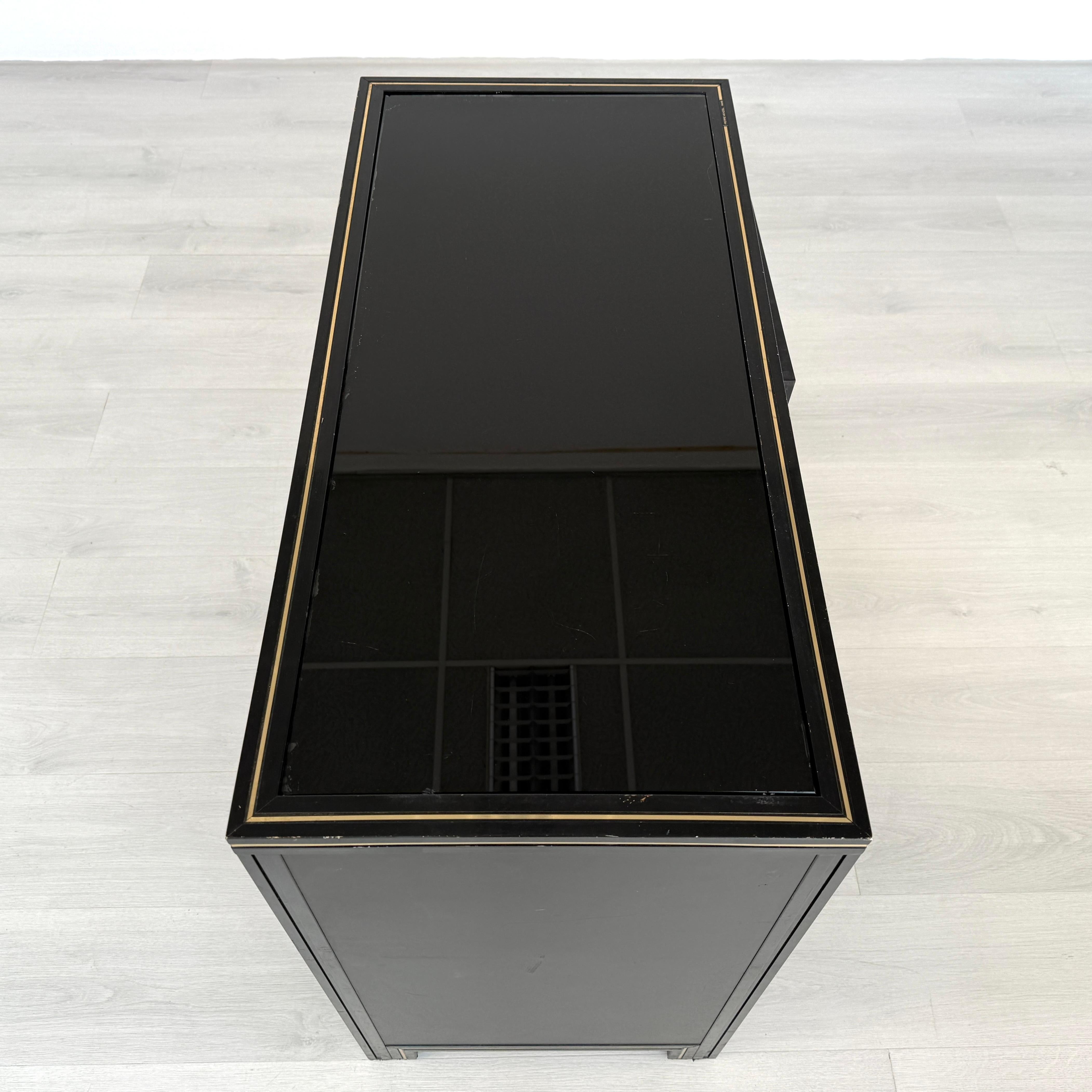 Credenza Pierre Vandel, Parigi, anni '70 in vendita 2