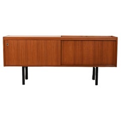 Buffet document scandinave des années 50-60