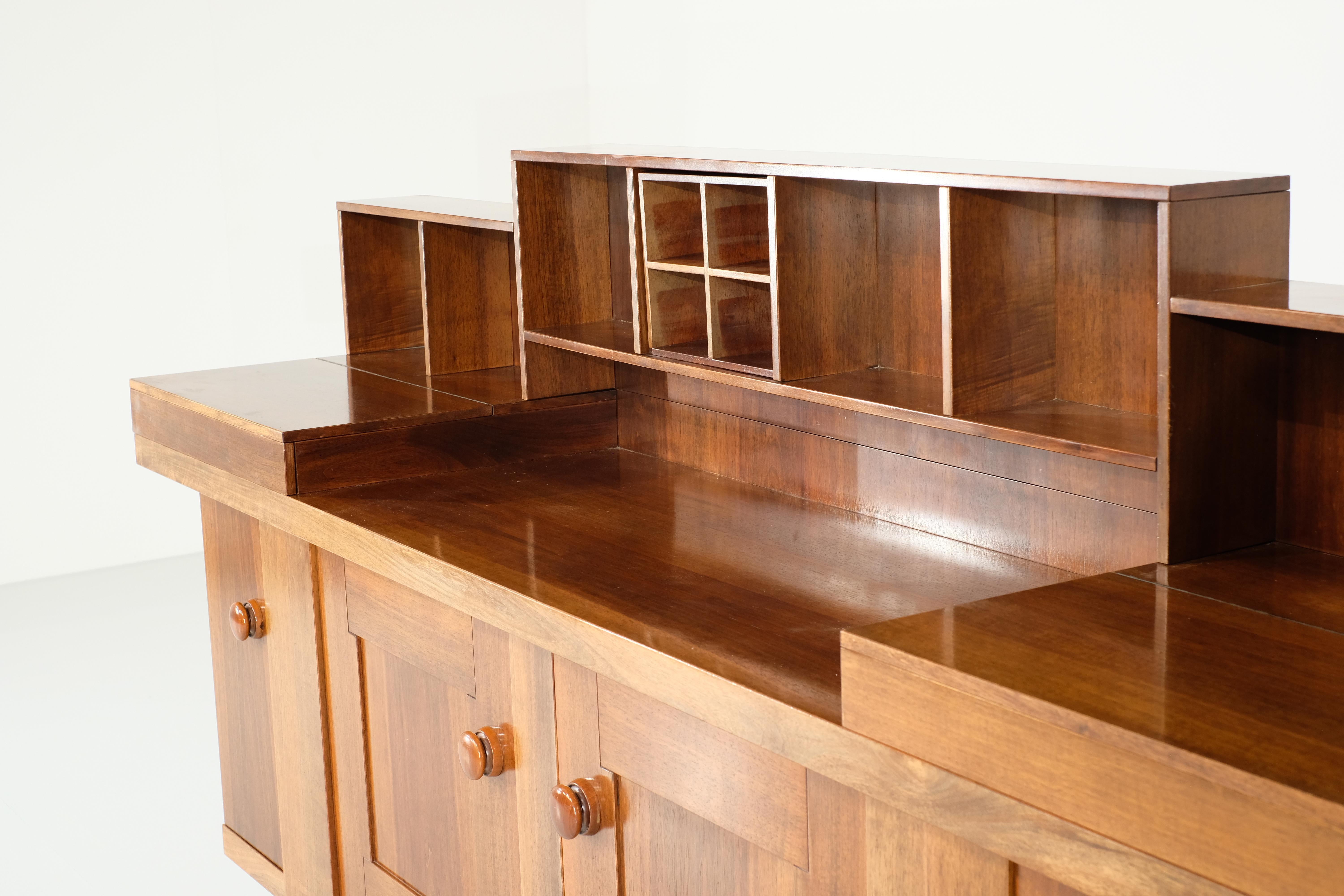 Enfilade Pranzo 602 de Silvio Coppola pour Bernini - années 1960 en vente 9