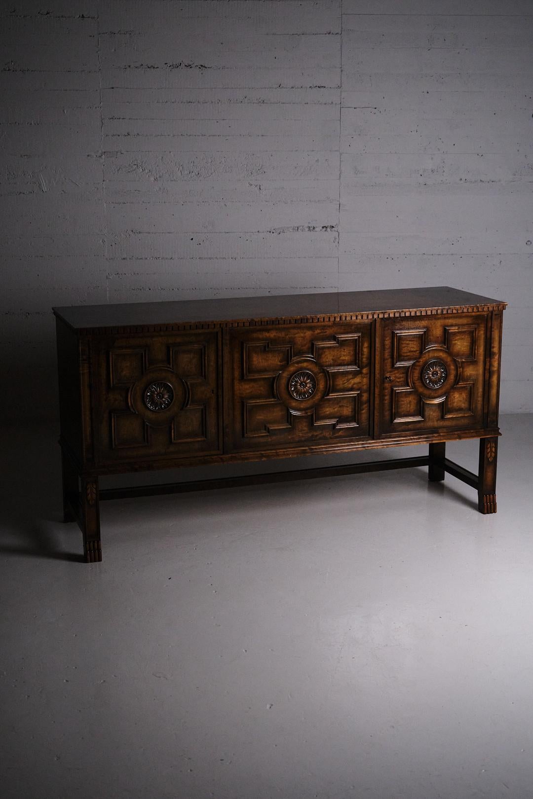 Scandinavian Modern Sideboard 'Borgholm' attributed to Axel Einar Hjorth for Bodafors, Sweden, 1920s For Sale