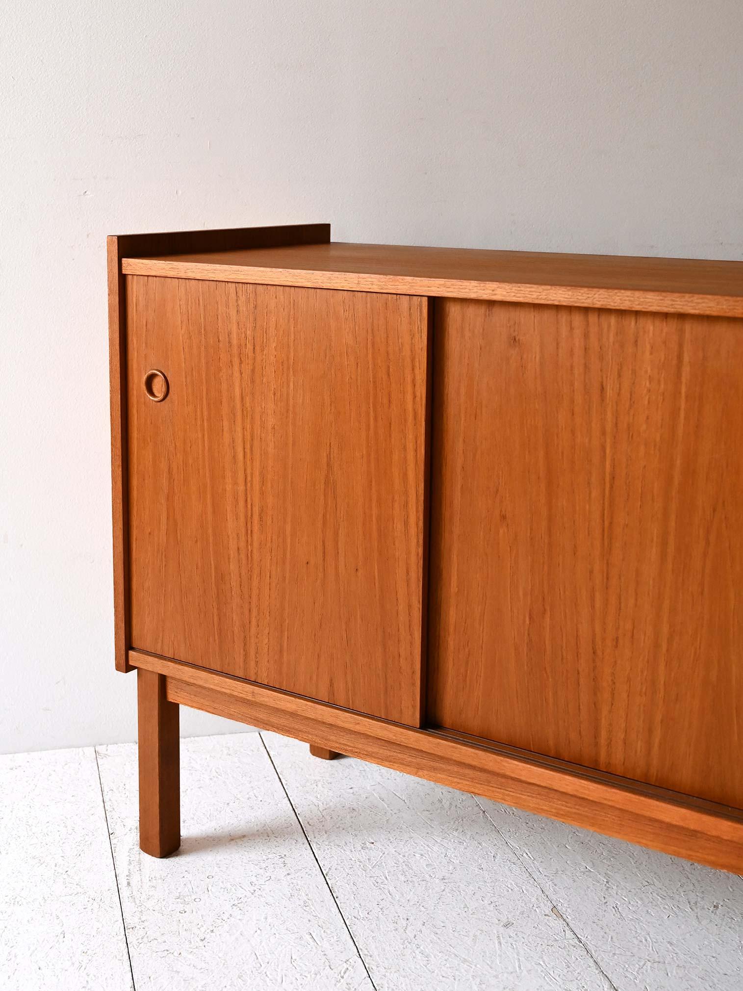 Sideboard scandinavo anni 50/60 in teak in vendita 1