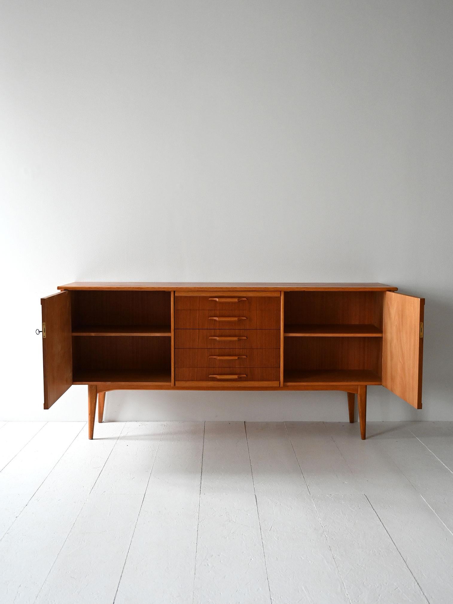 Scandinavian Modern Scandinavian 1950s teak and oak sideboard For Sale